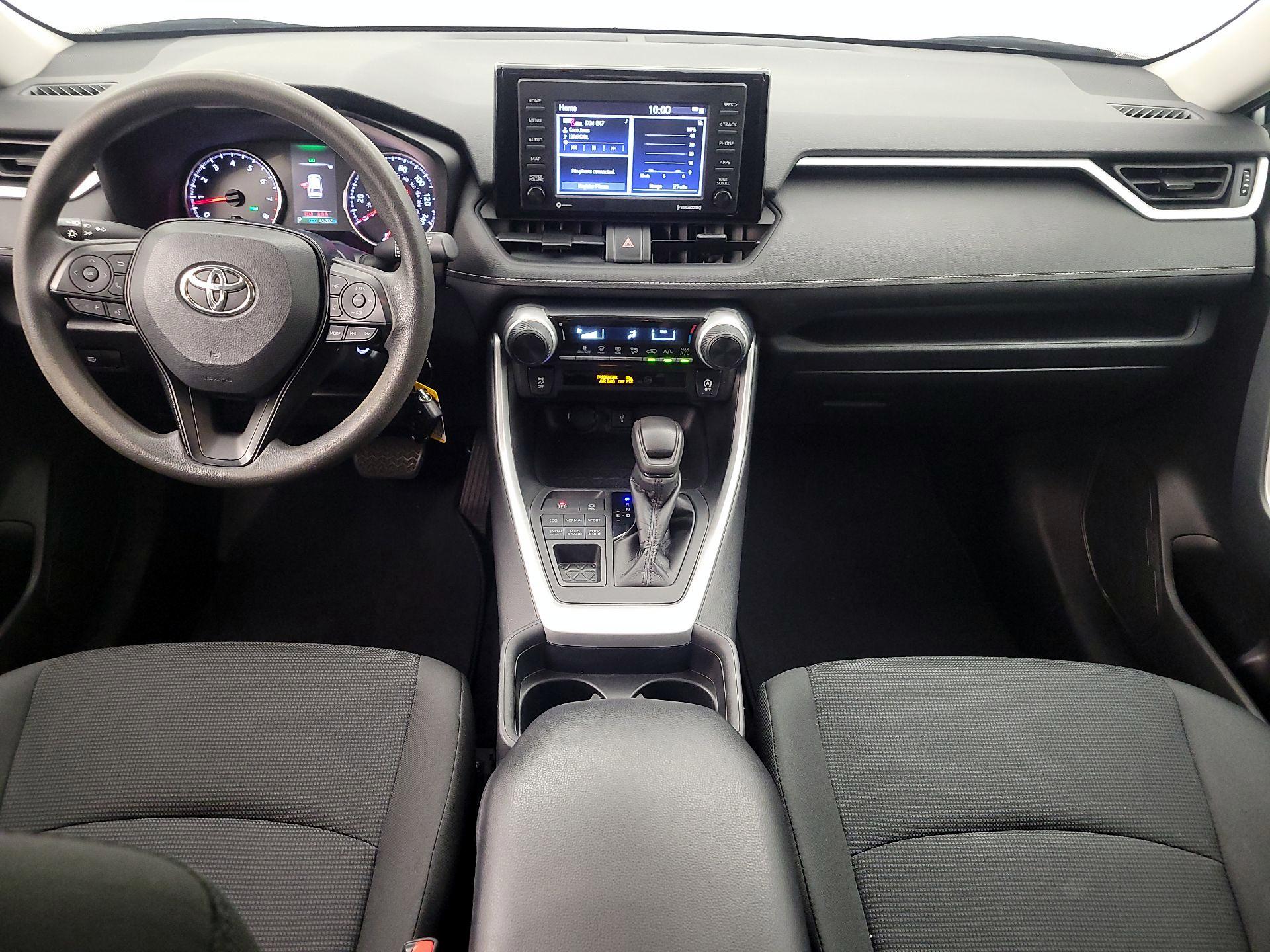 Thumbnail: 2020 Toyota RAV4 - 9