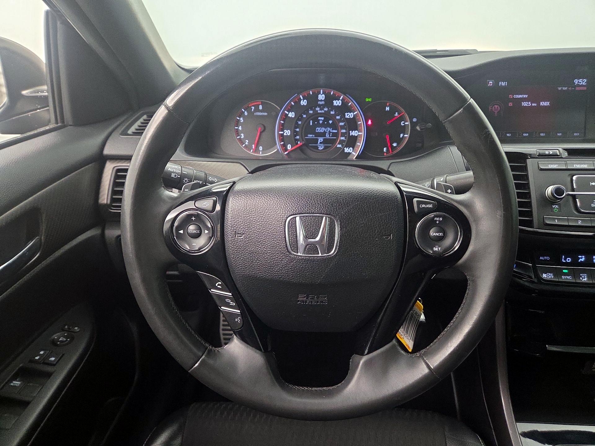 Thumbnail: 2016 Honda Accord - 10