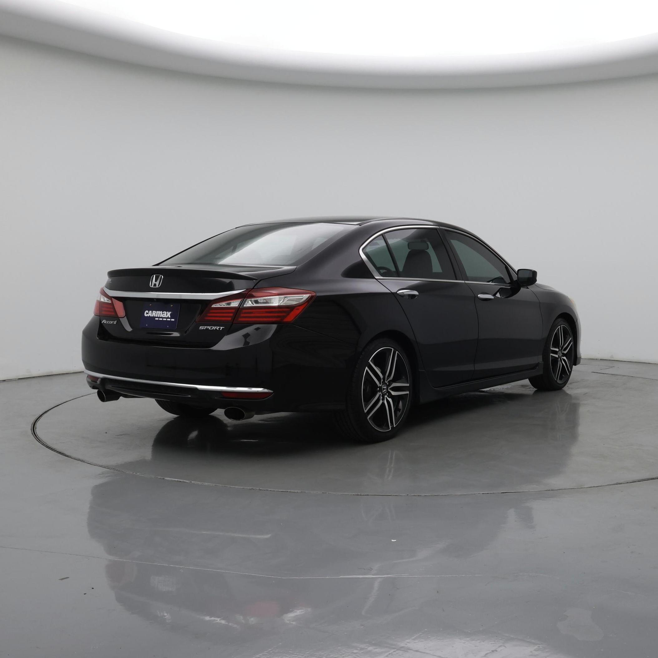 Thumbnail: 2016 Honda Accord - 8