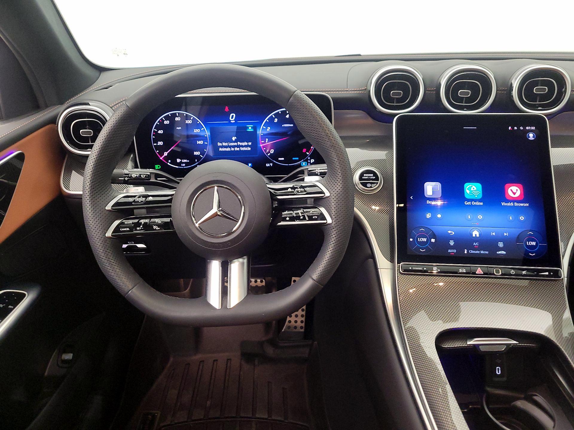 Thumbnail: 2025 Mercedes-Benz GLC - 10