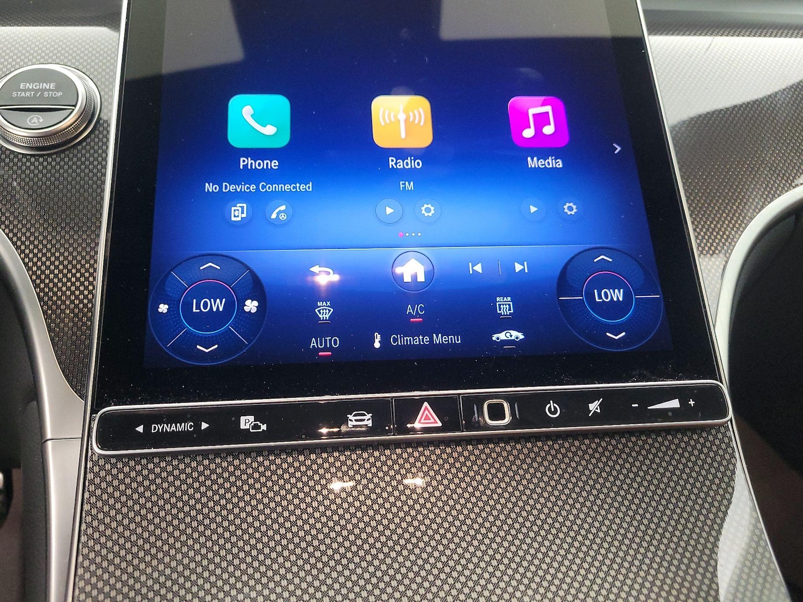 2025 Mercedes-Benz GLC Base - Photo 17