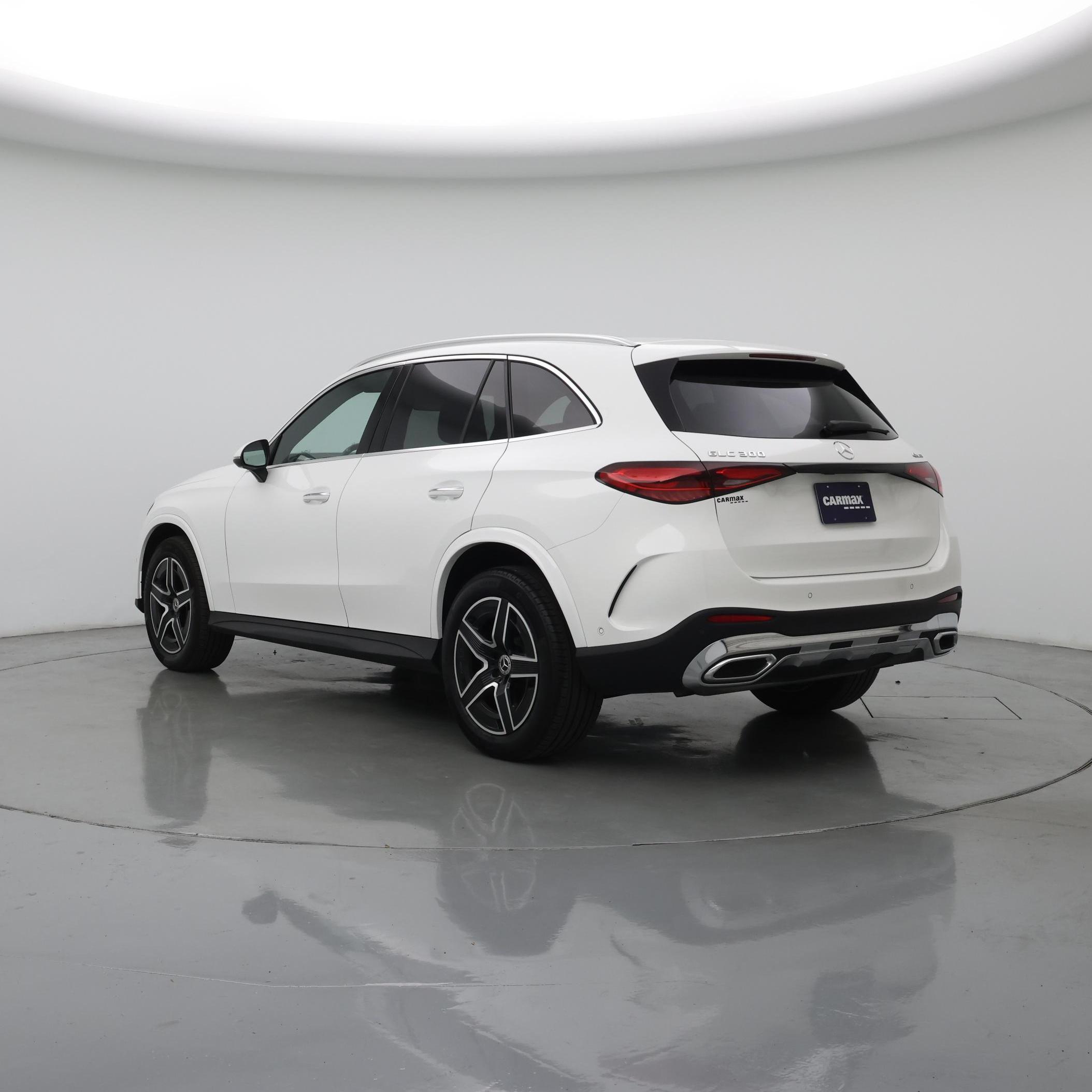 Thumbnail: 2025 Mercedes-Benz GLC - 2
