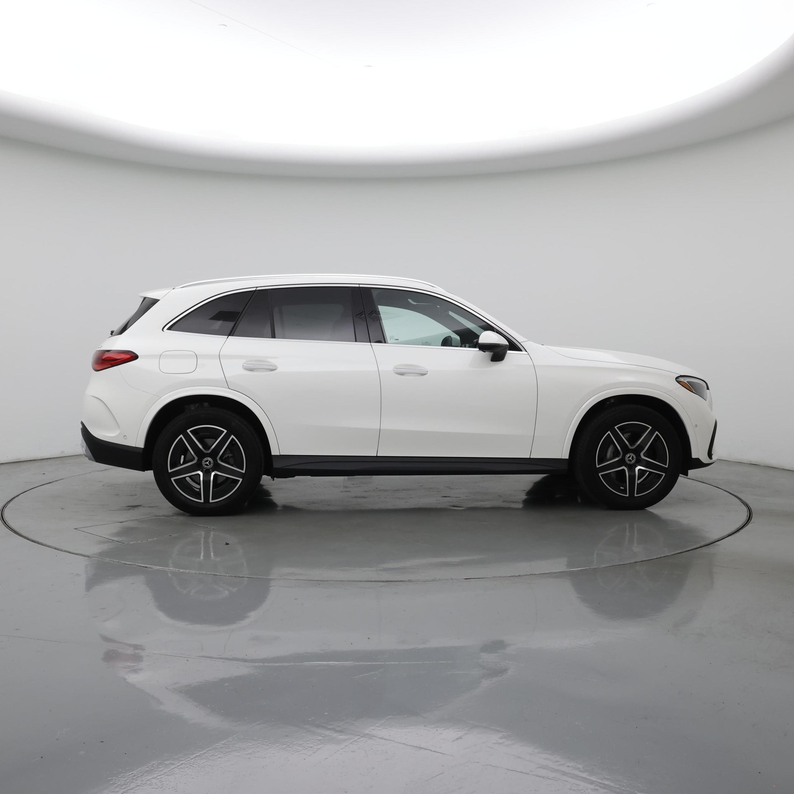 Thumbnail: 2025 Mercedes-Benz GLC - 7