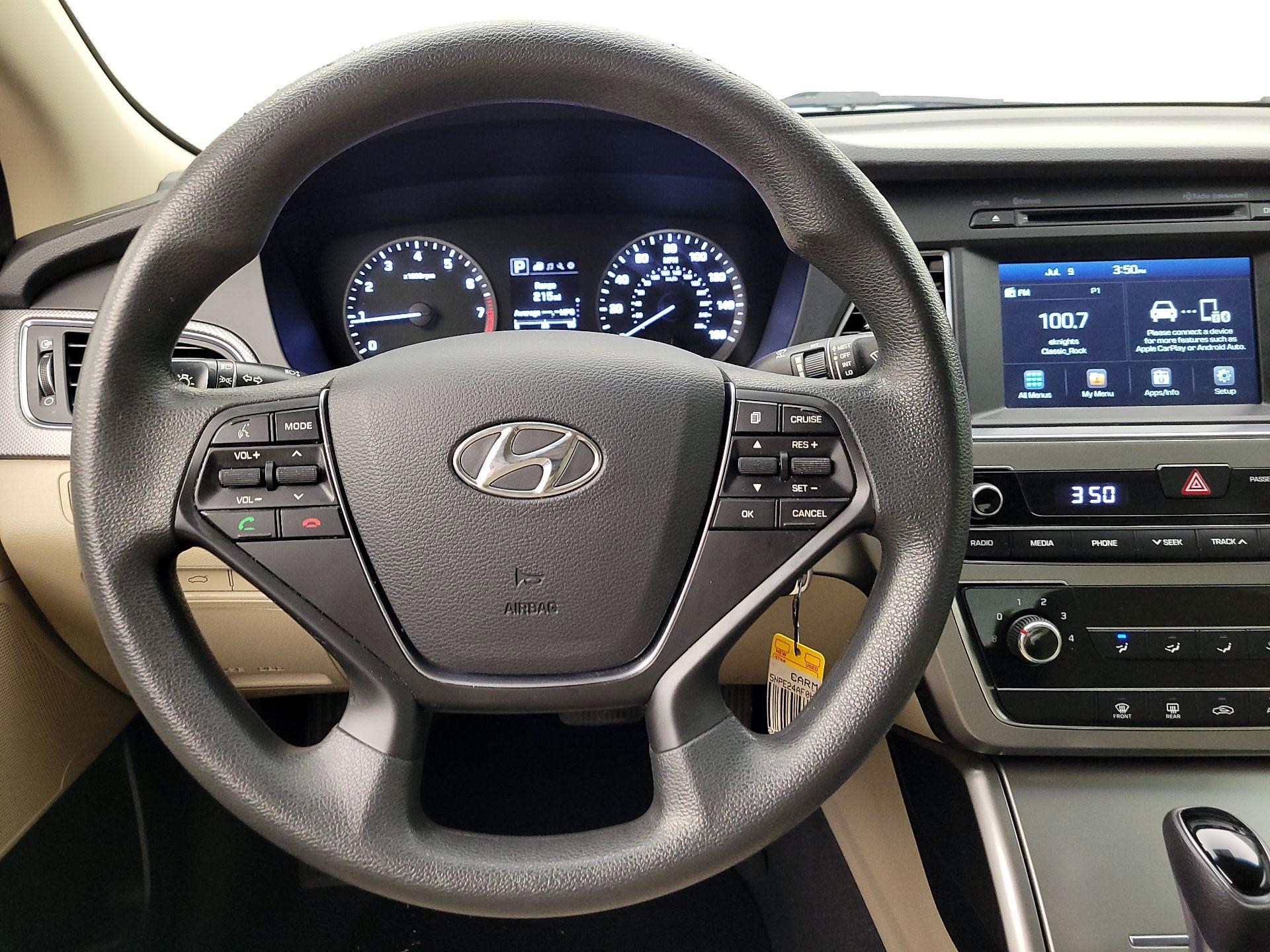 Thumbnail: 2017 Hyundai Sonata - 10
