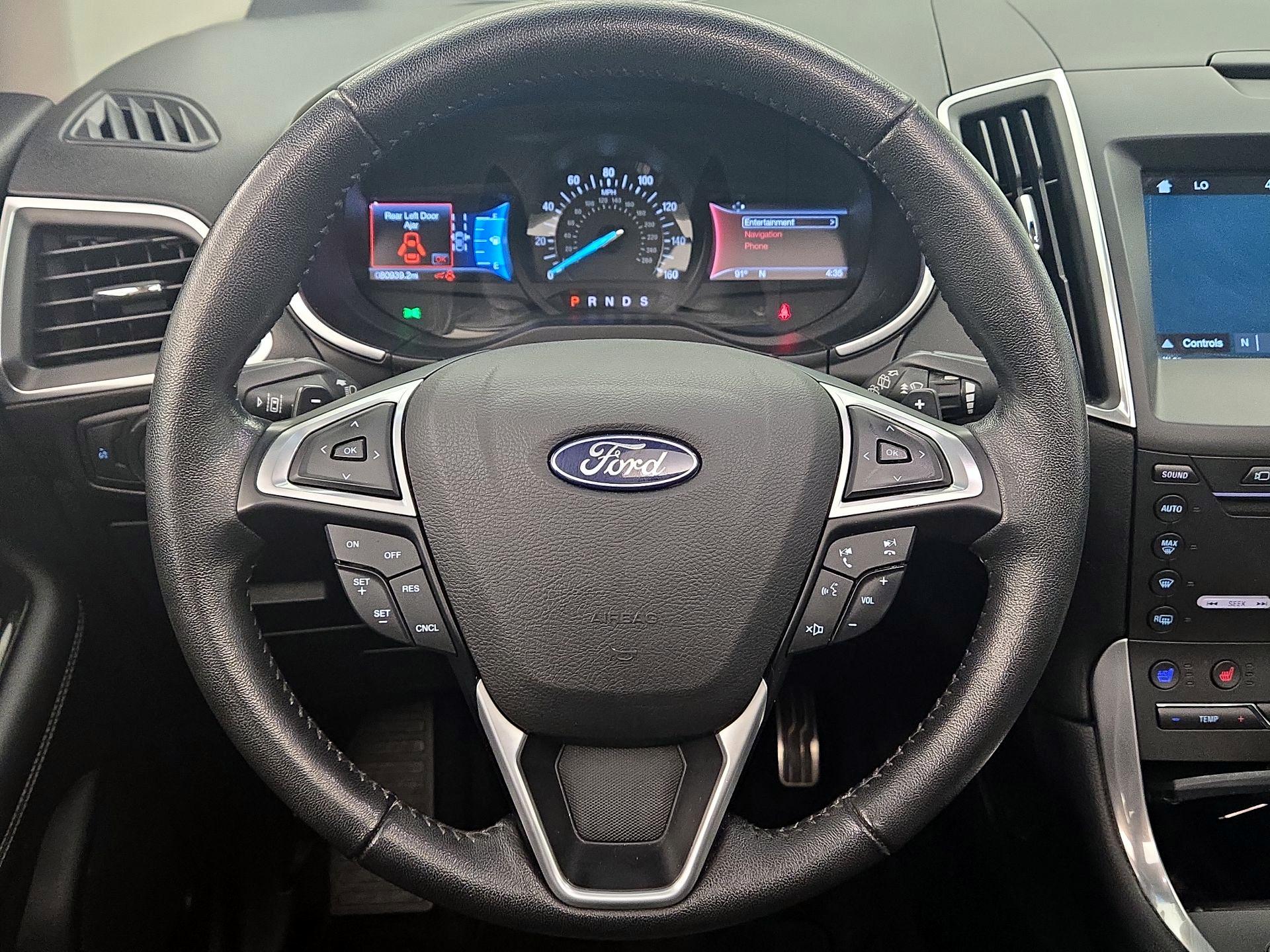 Thumbnail: 2016 Ford Edge - 10