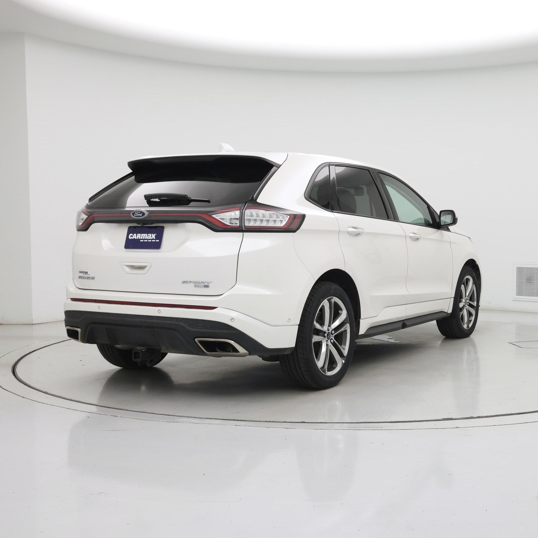 Thumbnail: 2016 Ford Edge - 8