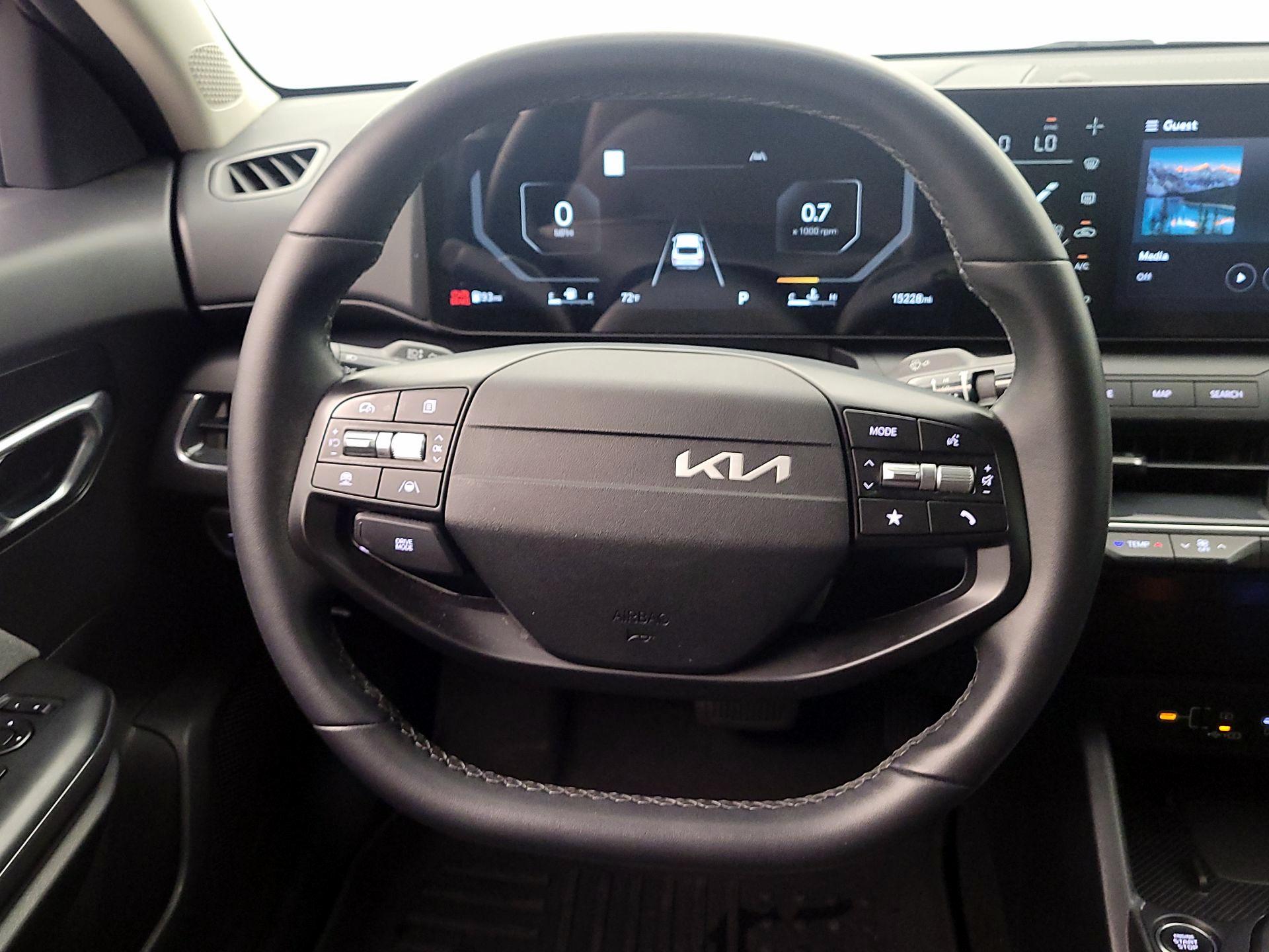 Thumbnail: 2025 Kia K4 - 10