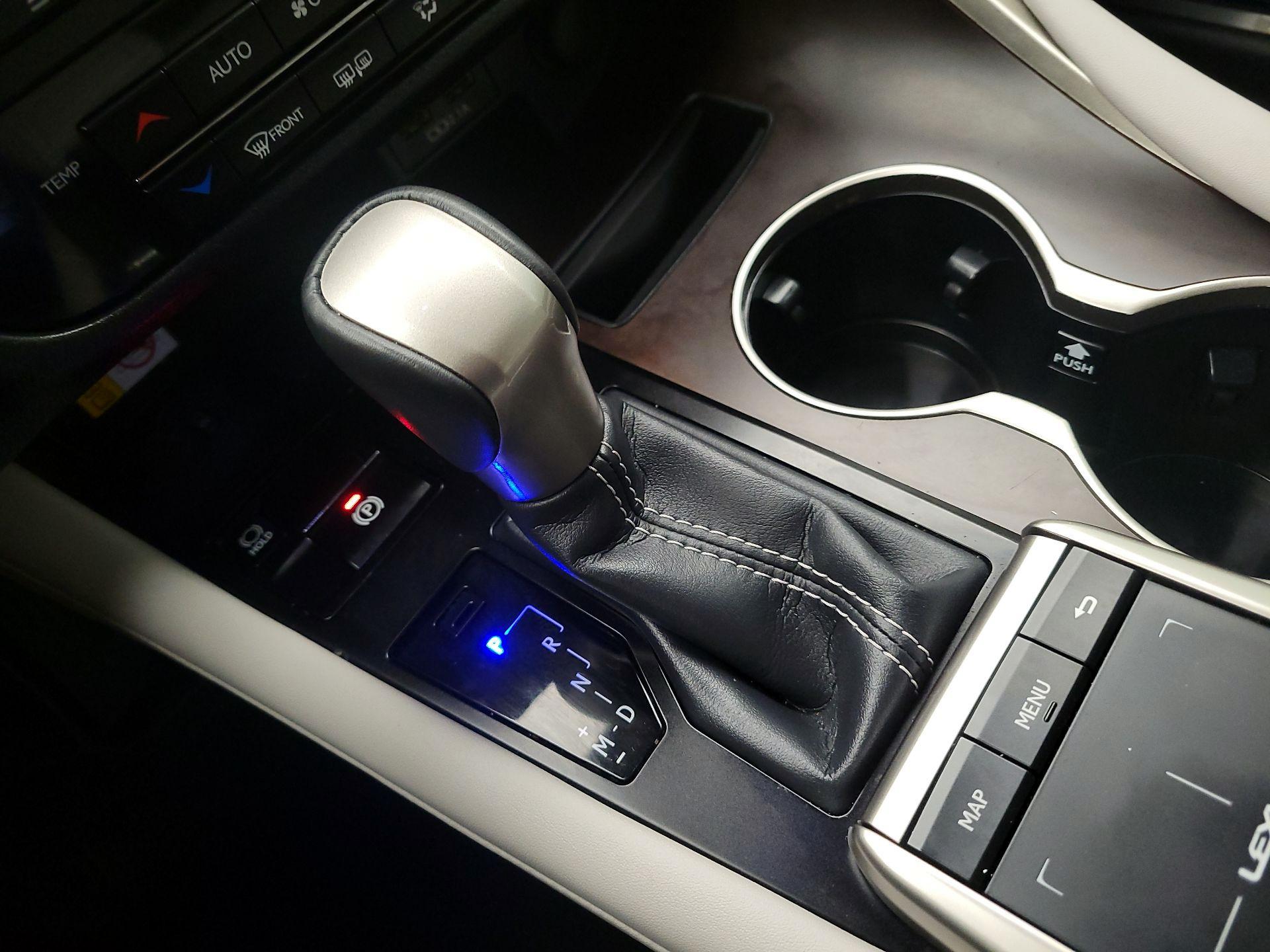Thumbnail: 2022 Lexus RX - 18