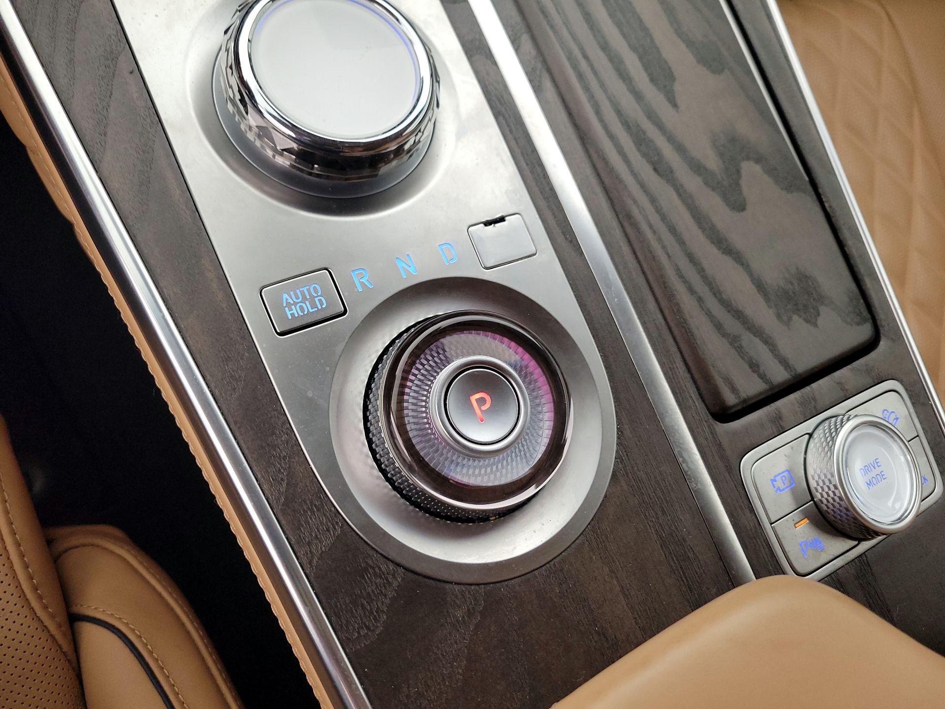 Thumbnail: 2024 Genesis GV80 - 18