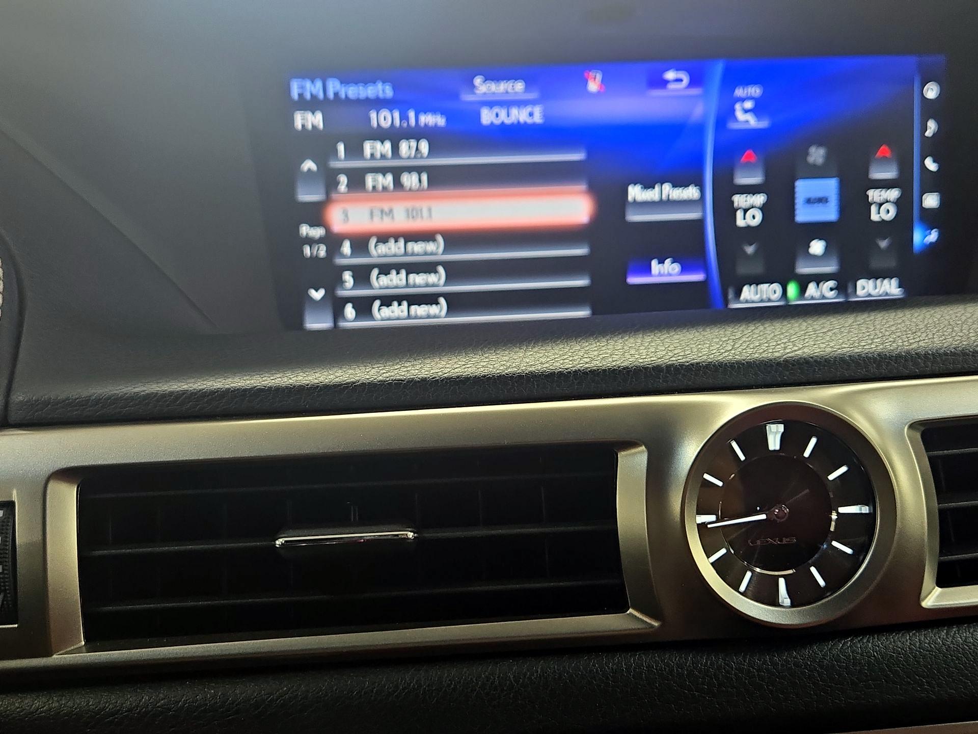 Thumbnail: 2019 Lexus GS - 16
