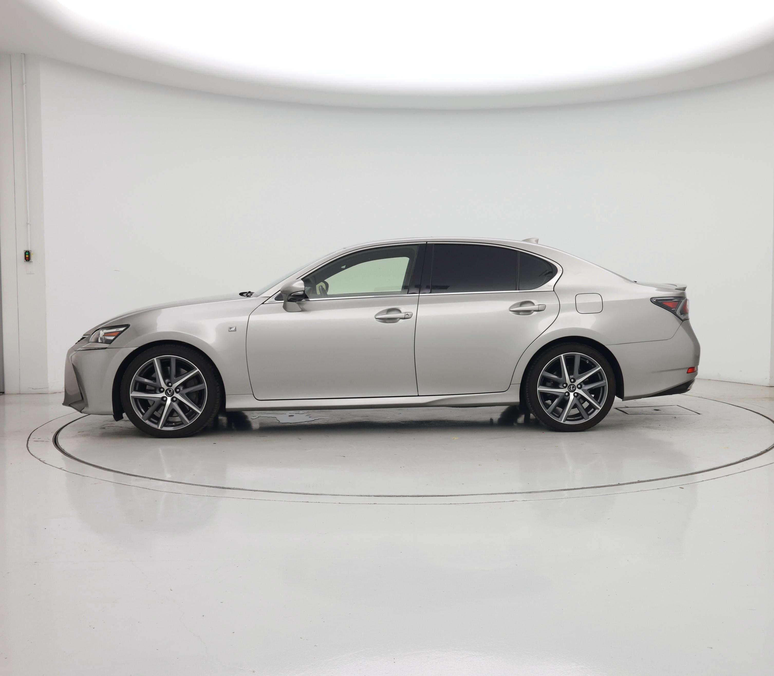 Thumbnail: 2019 Lexus GS - 3