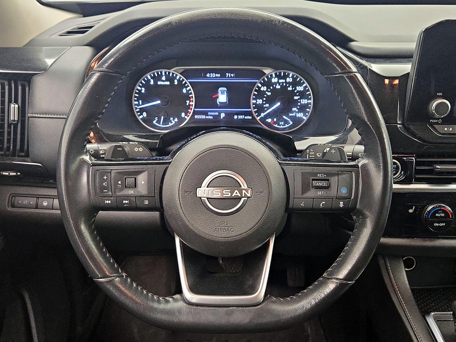 Thumbnail: 2022 Nissan Pathfinder - 10