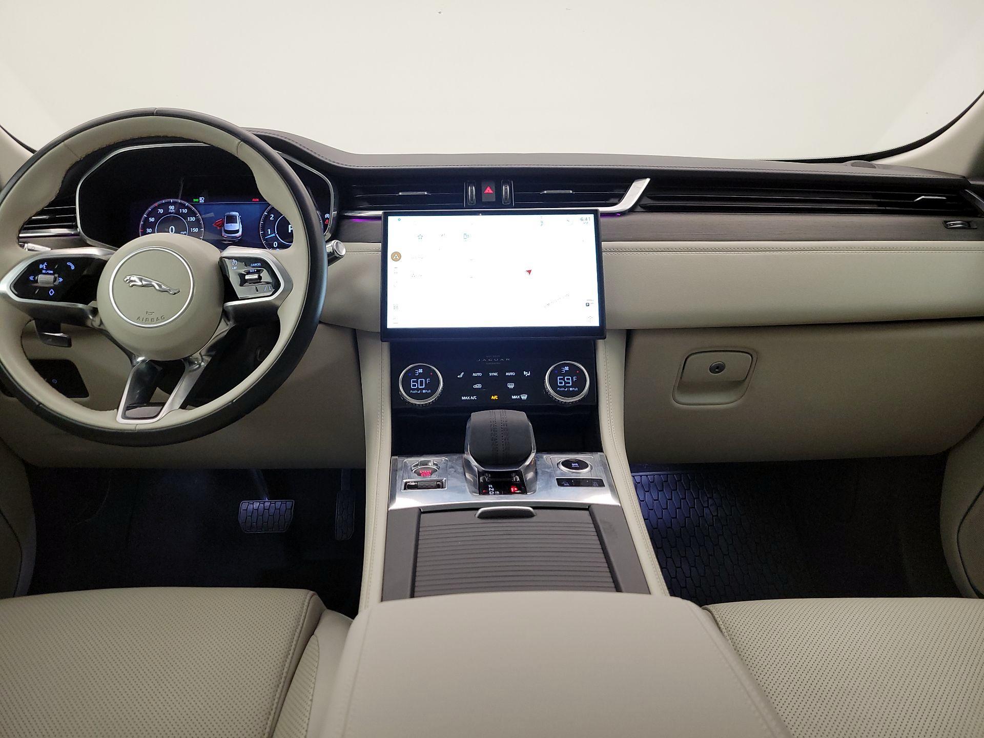 Thumbnail: 2021 Jaguar F-Pace - 9