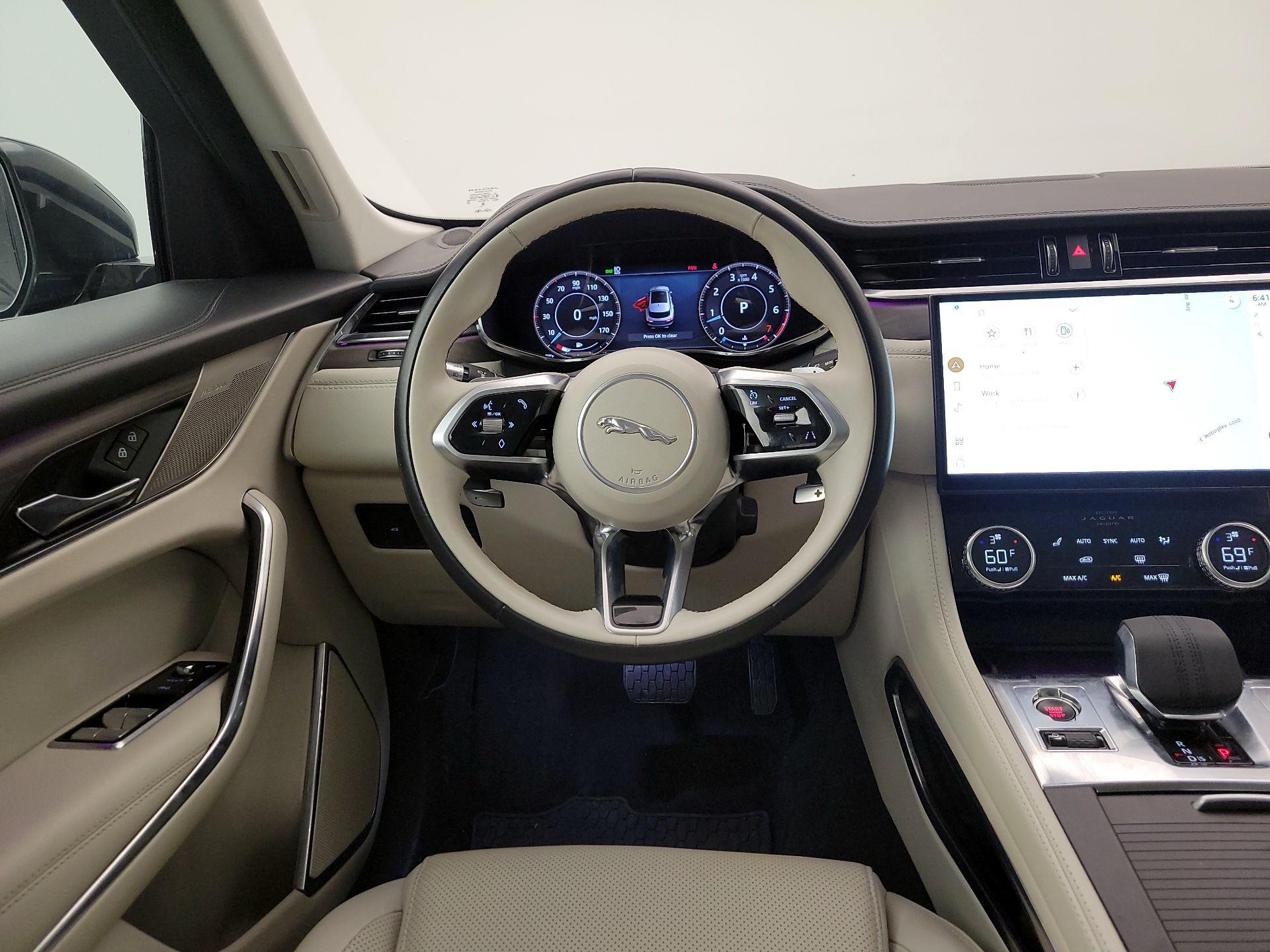 Thumbnail: 2021 Jaguar F-Pace - 10
