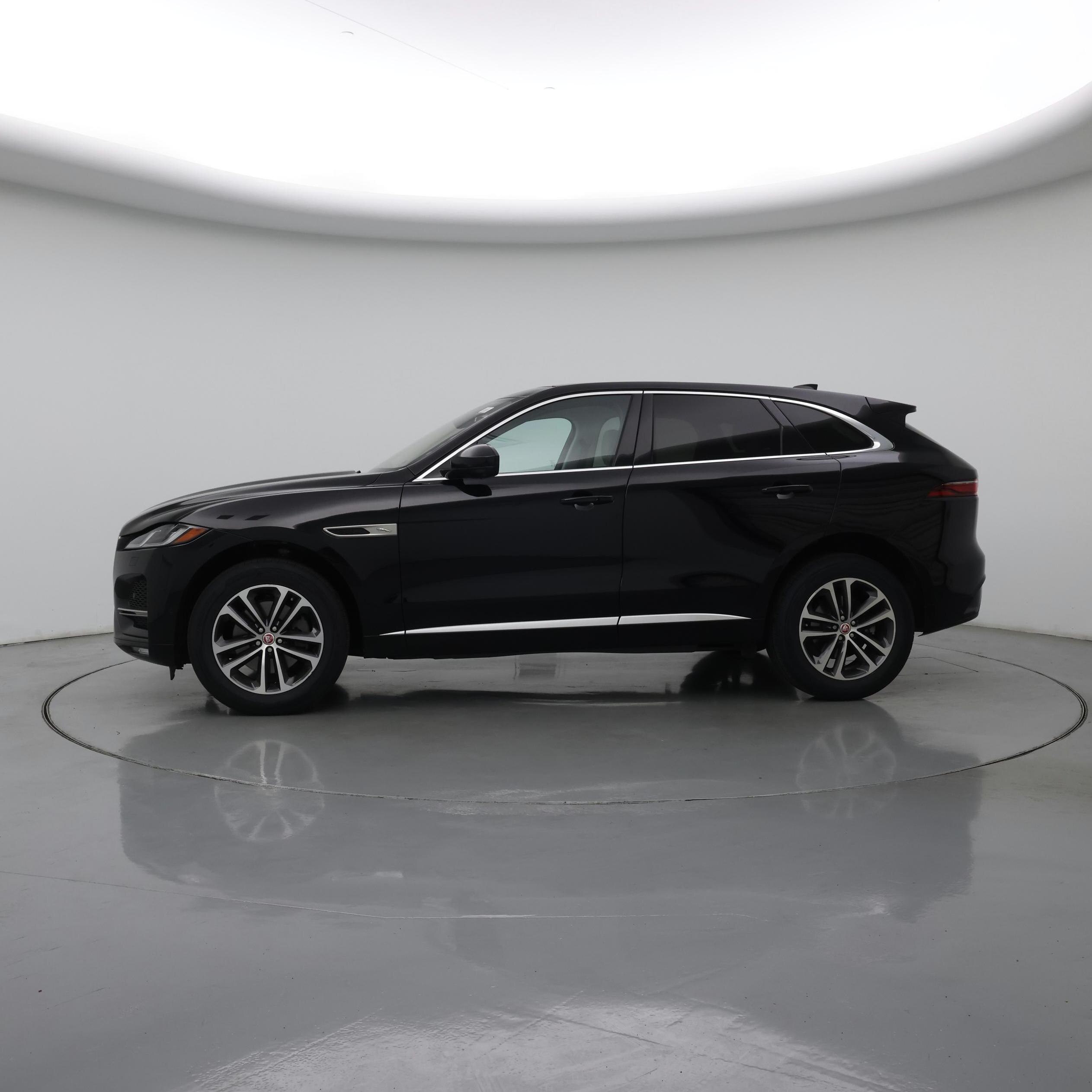 Thumbnail: 2021 Jaguar F-Pace - 3