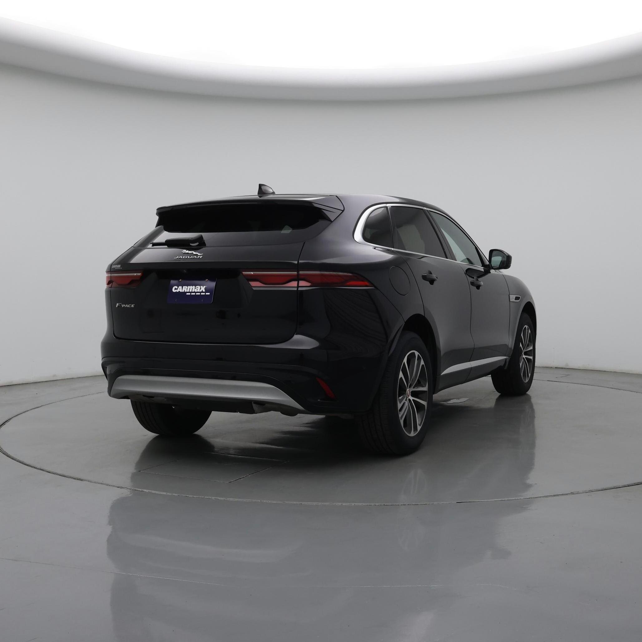 Thumbnail: 2021 Jaguar F-Pace - 8
