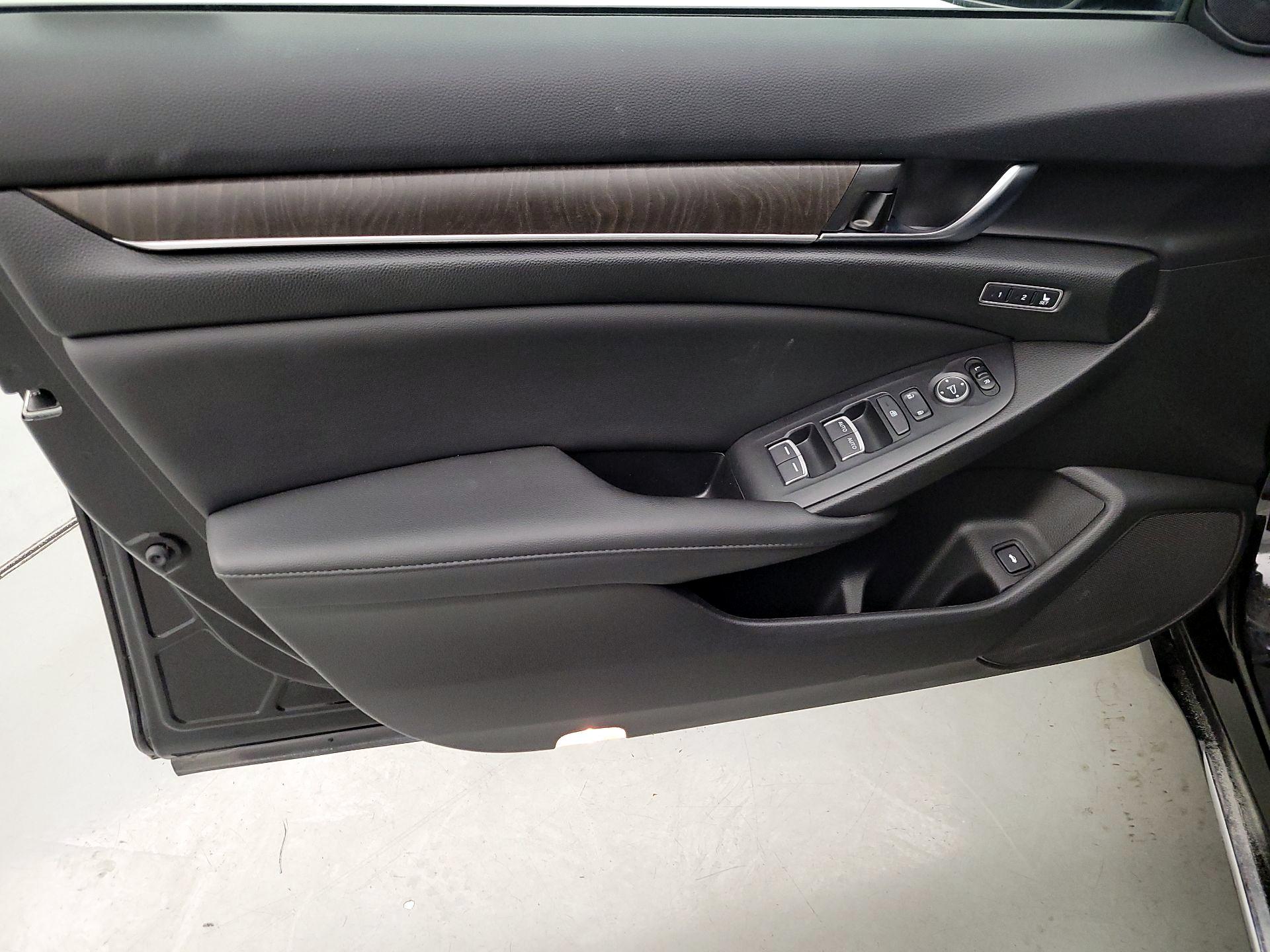 Thumbnail: 2021 Honda Accord - 12