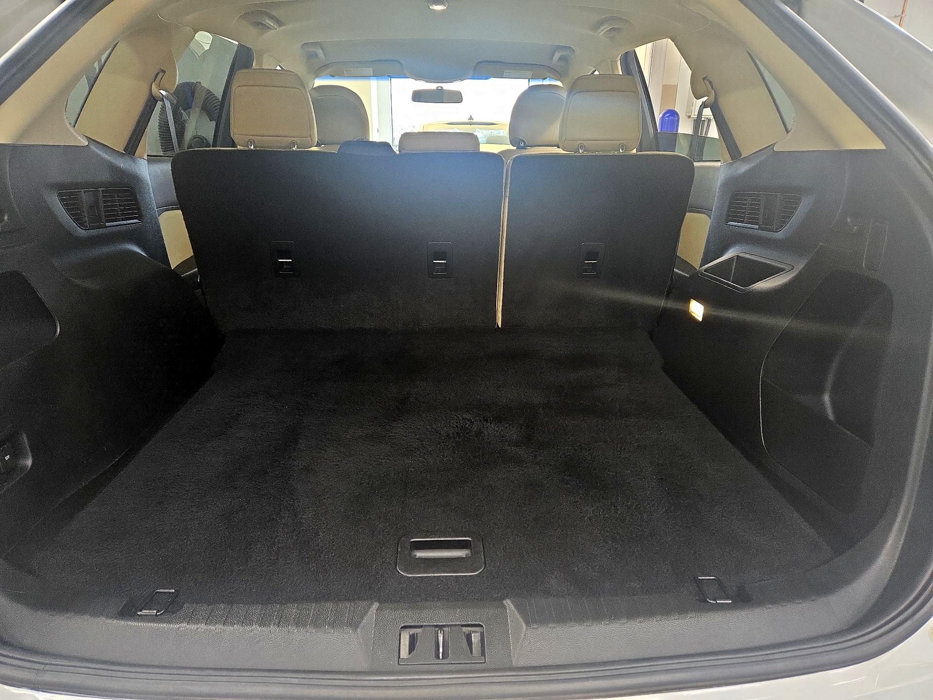 Thumbnail: 2016 Ford Edge - 20