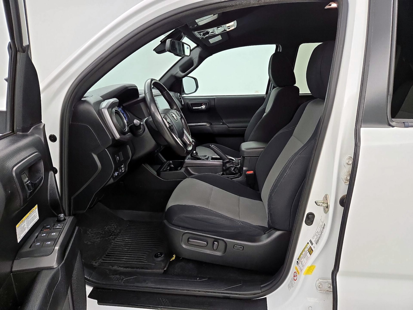 Power Seat(s) & Side Airbags