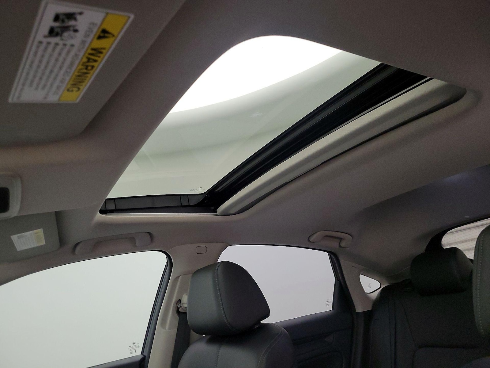 Sunroof(s) & Overhead Airbags
