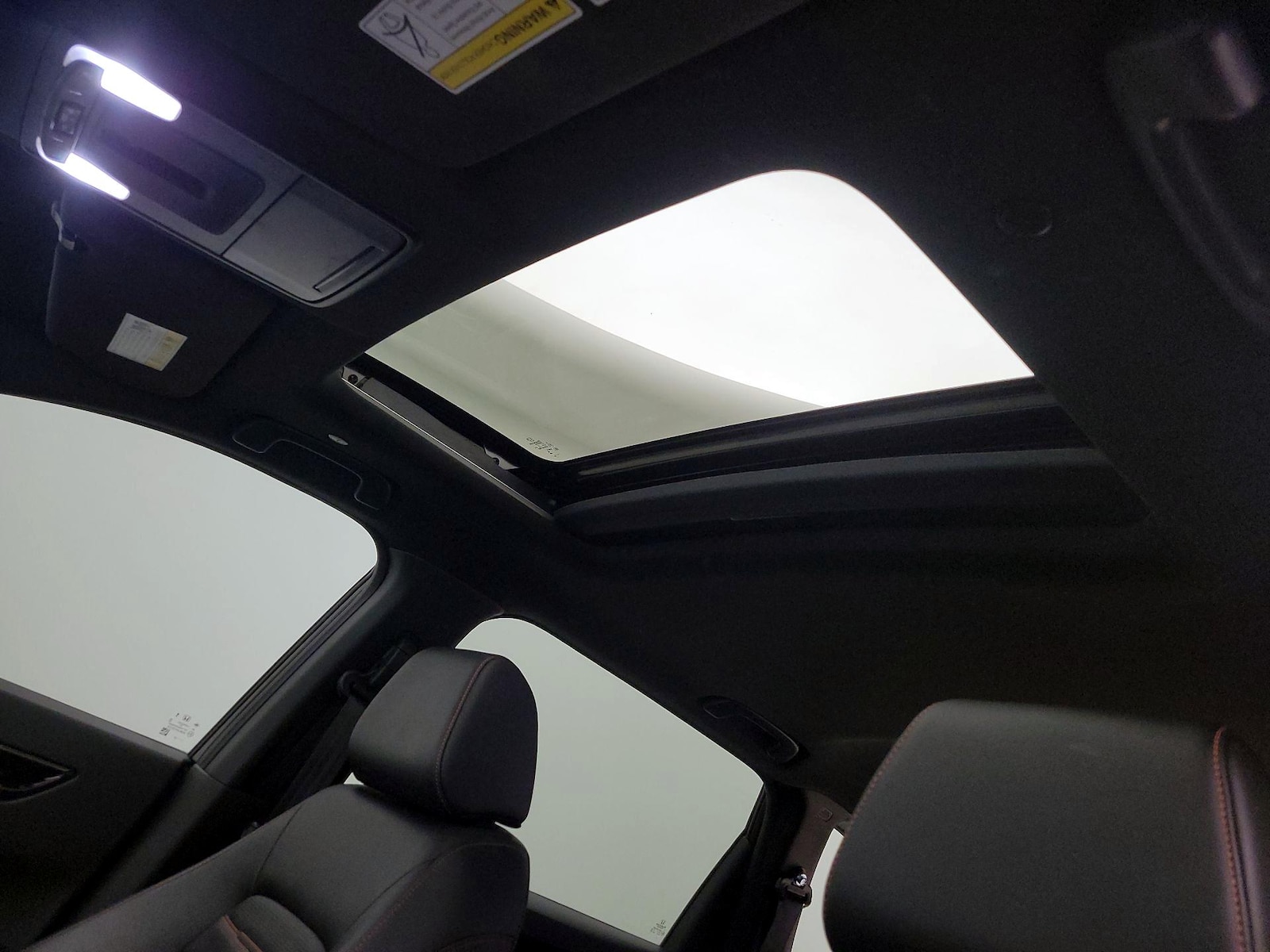 Sunroof(s) & Overhead Airbags