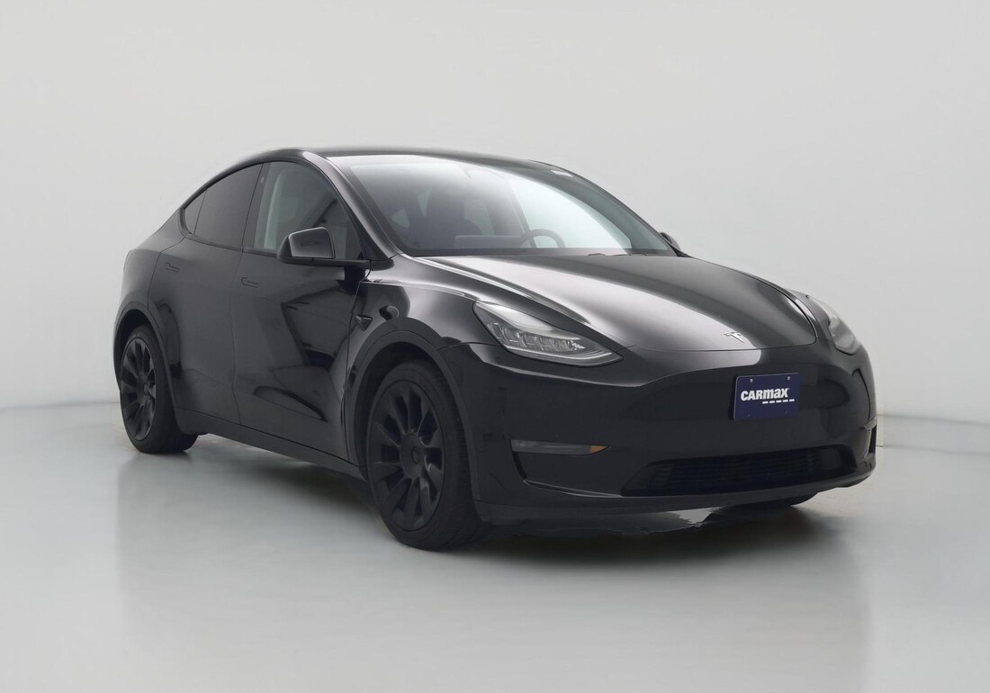 2021 Tesla Model Y Long Range All-Wheel Drive in Black — CarMax photo