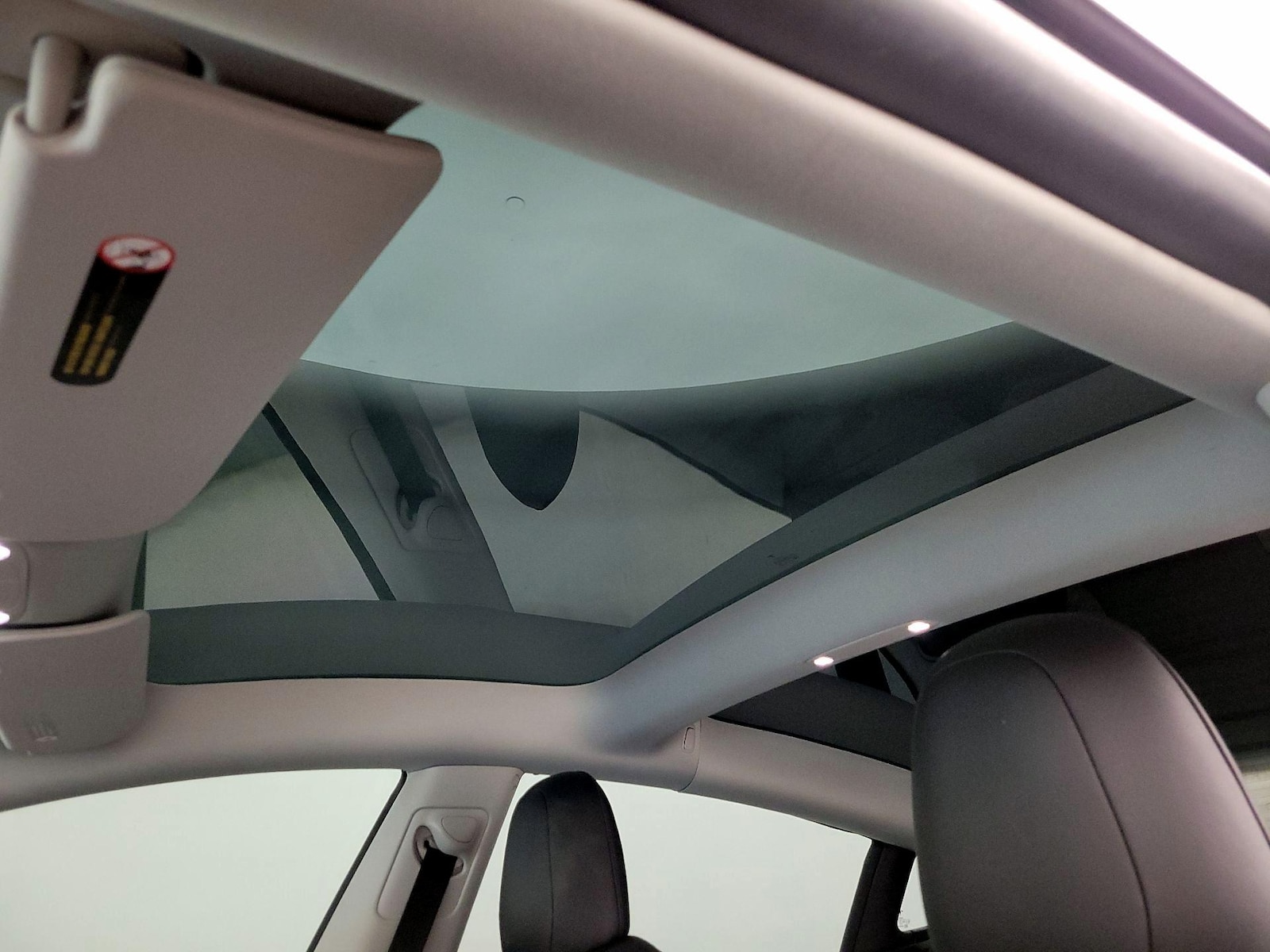 Skylight(s) & Overhead Airbags