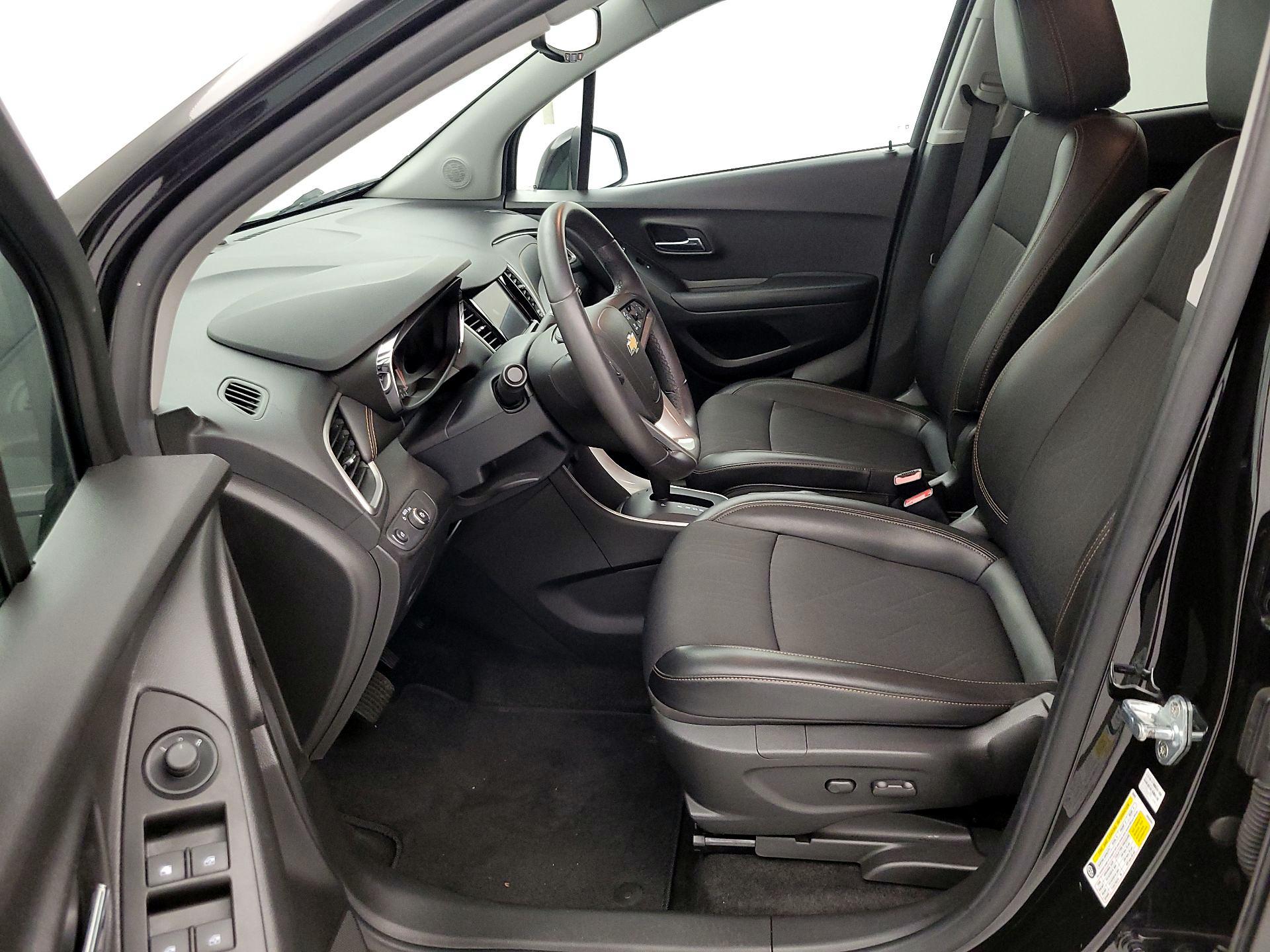 Thumbnail: 2021 Chevrolet Trax - 11