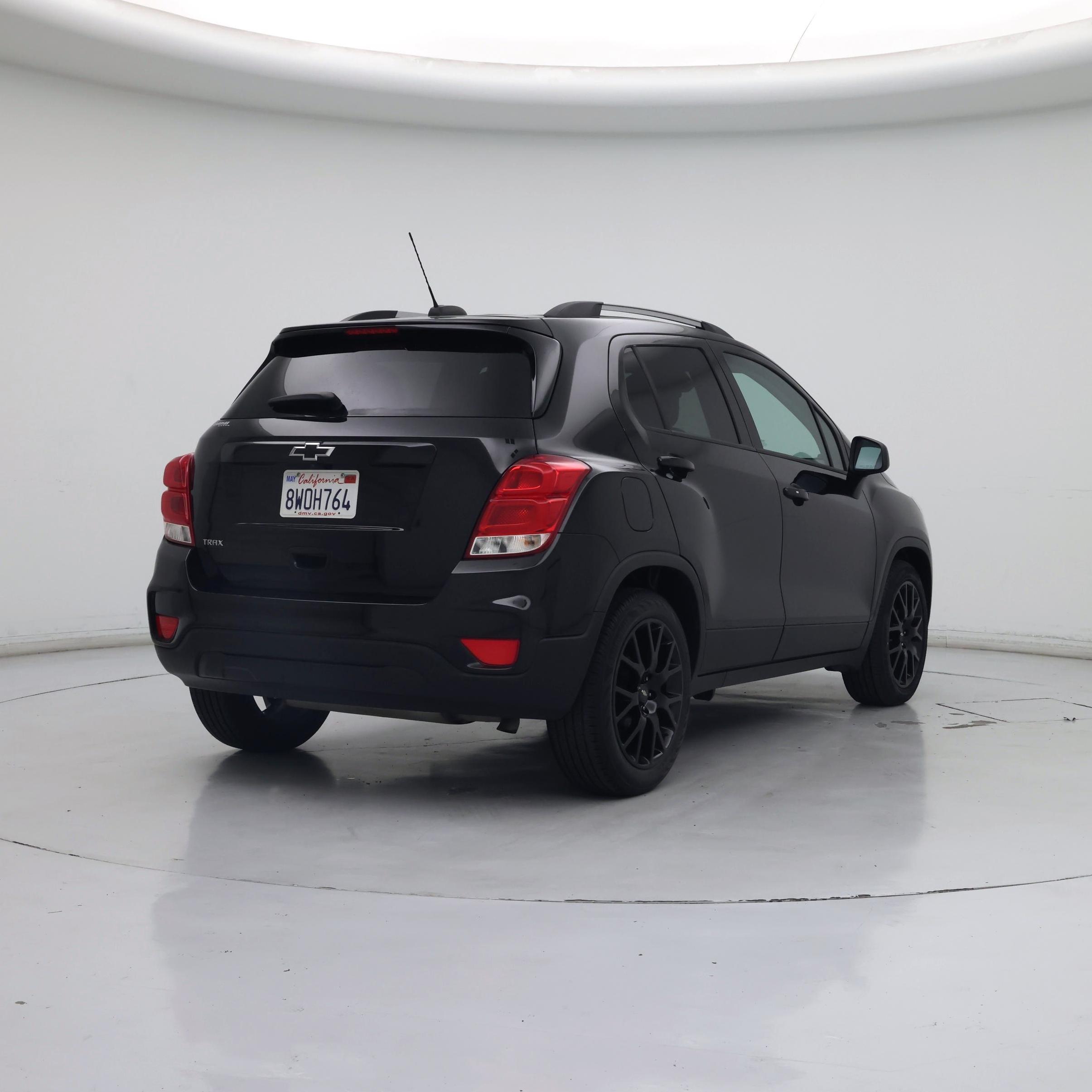 Thumbnail: 2021 Chevrolet Trax - 8