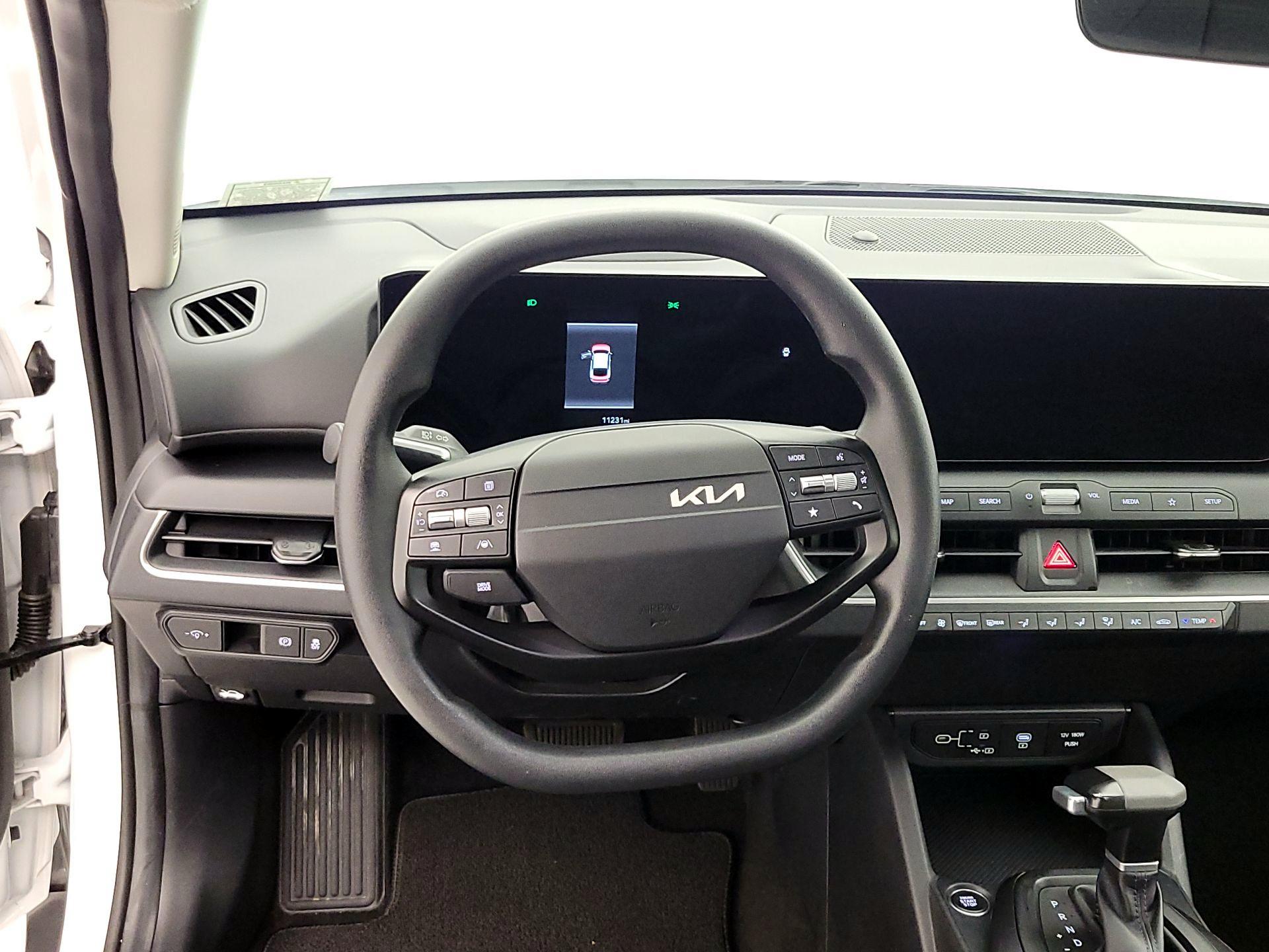 Thumbnail: 2025 Kia K4 - 10