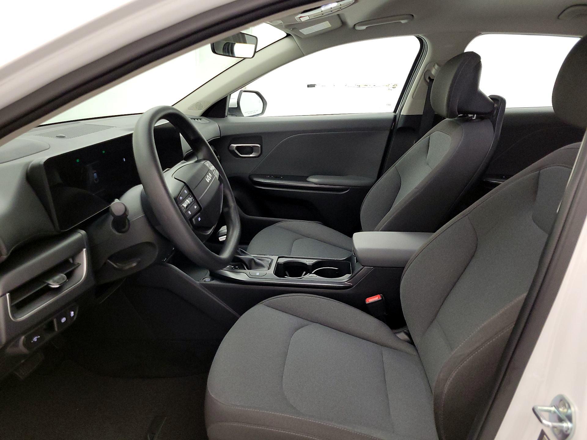 Thumbnail: 2025 Kia K4 - 11