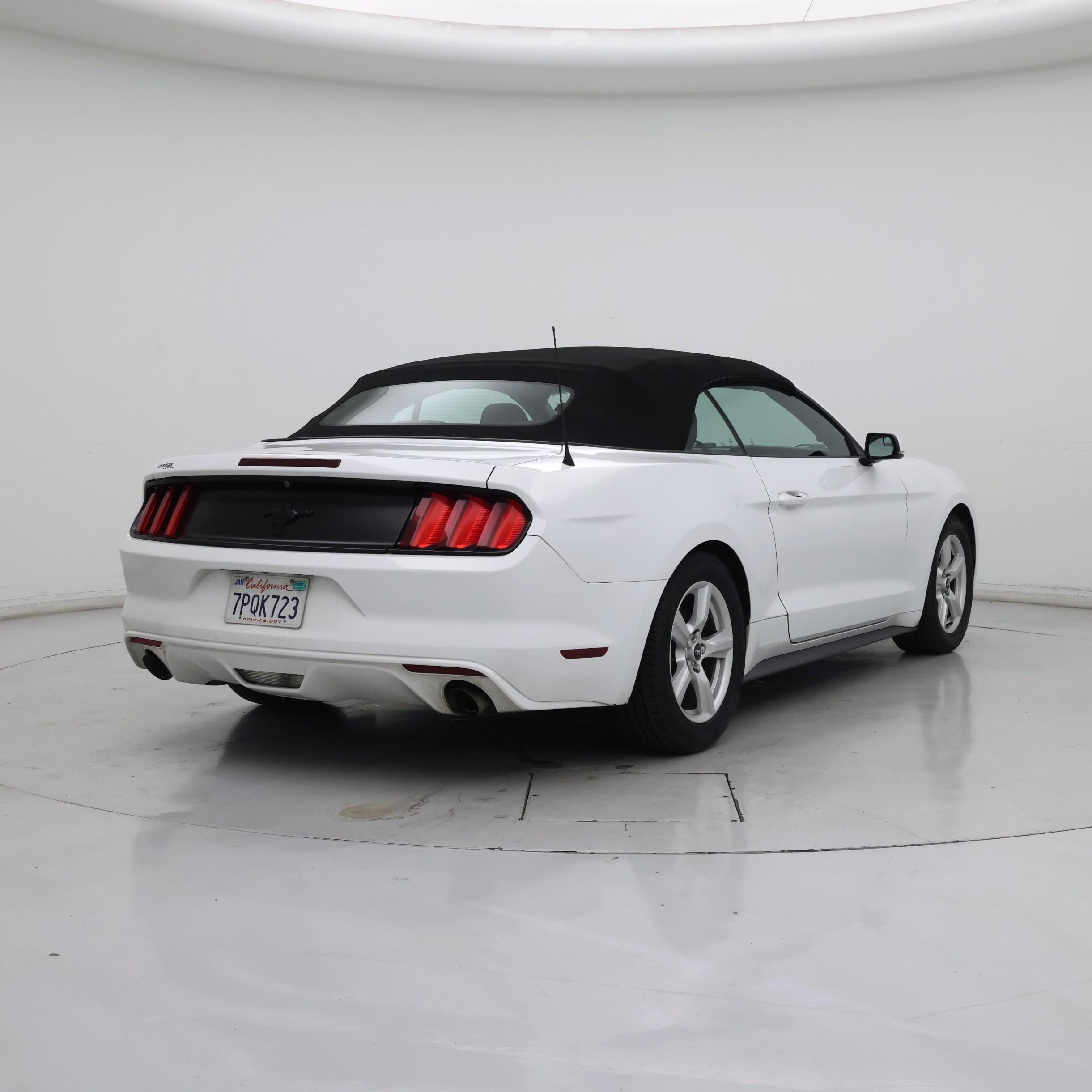 Thumbnail: 2016 Ford Mustang - 8