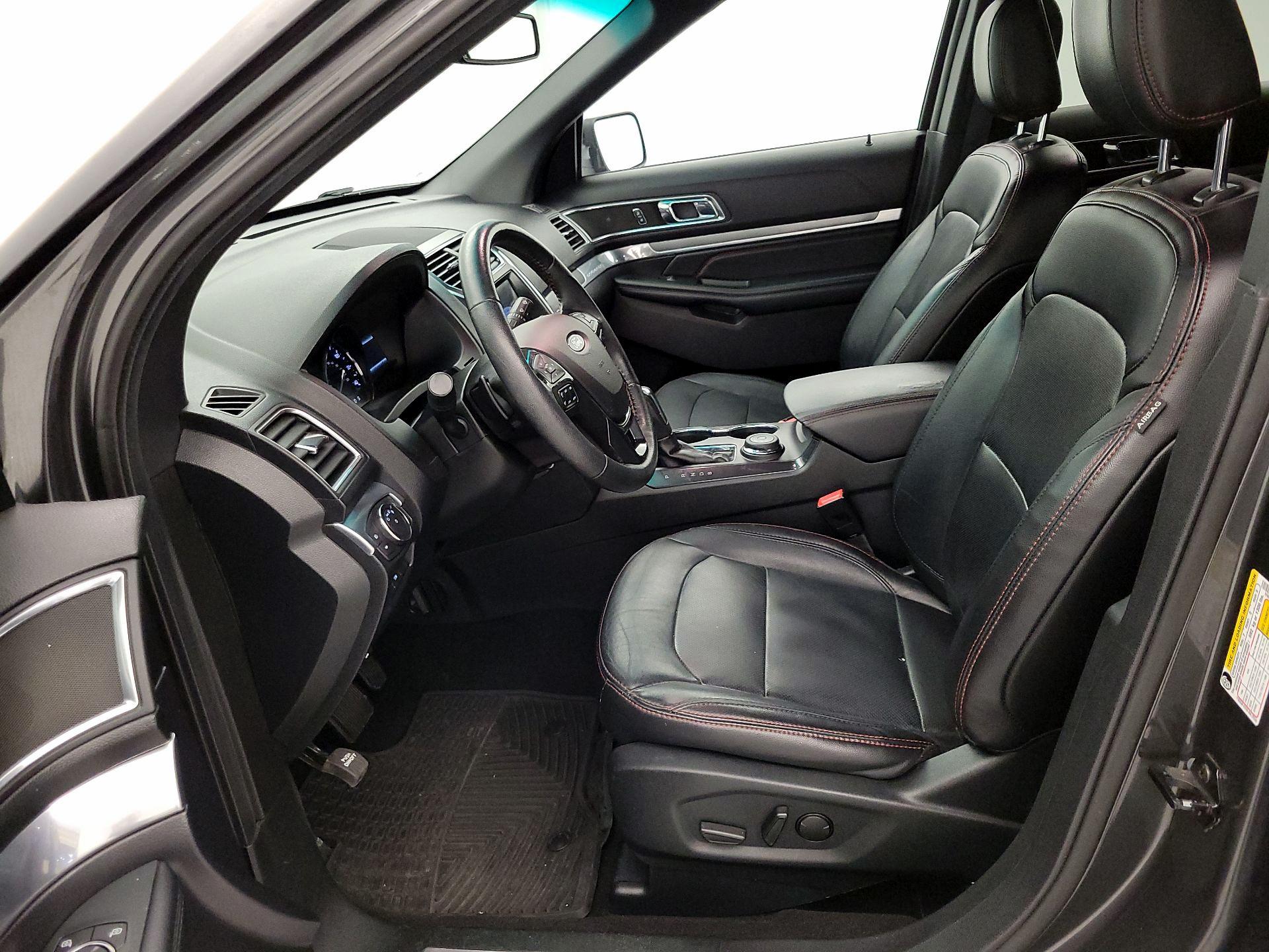 Thumbnail: 2019 Ford Explorer - 11