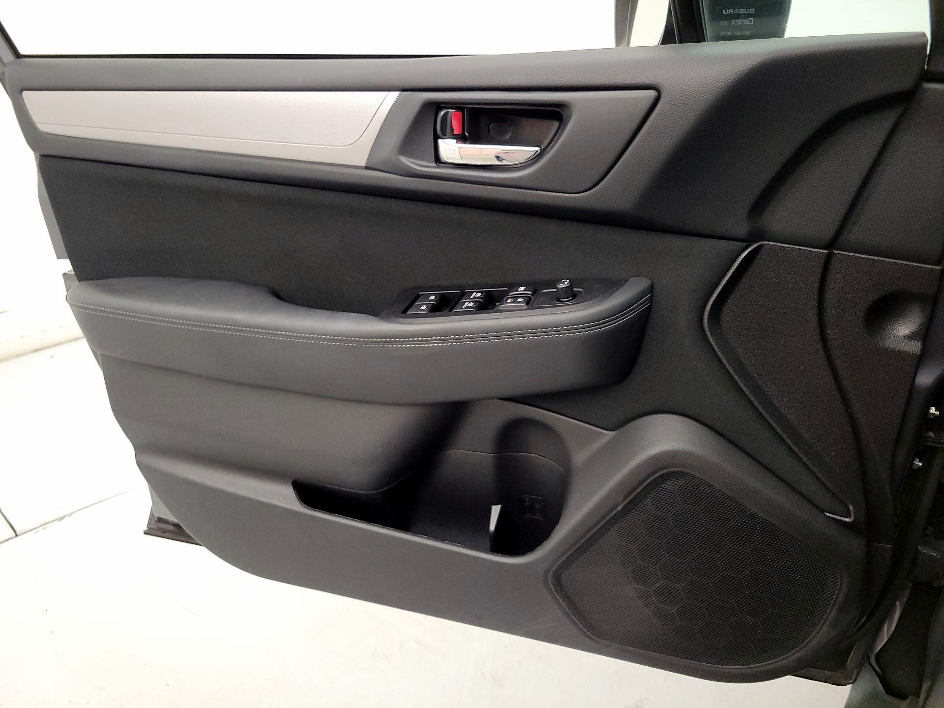 Thumbnail: 2018 Subaru Outback - 12