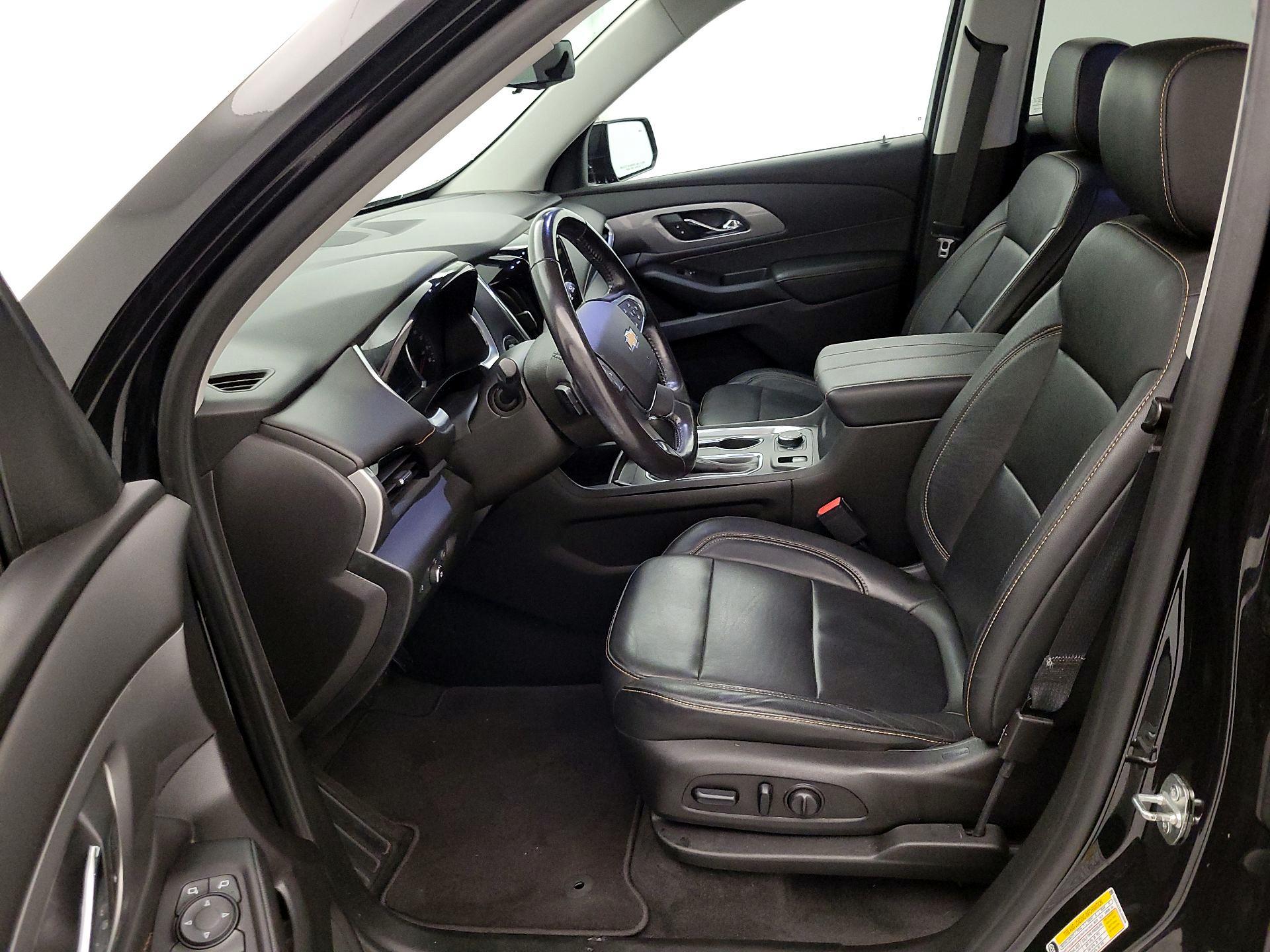 Thumbnail: 2019 Chevrolet Traverse - 11