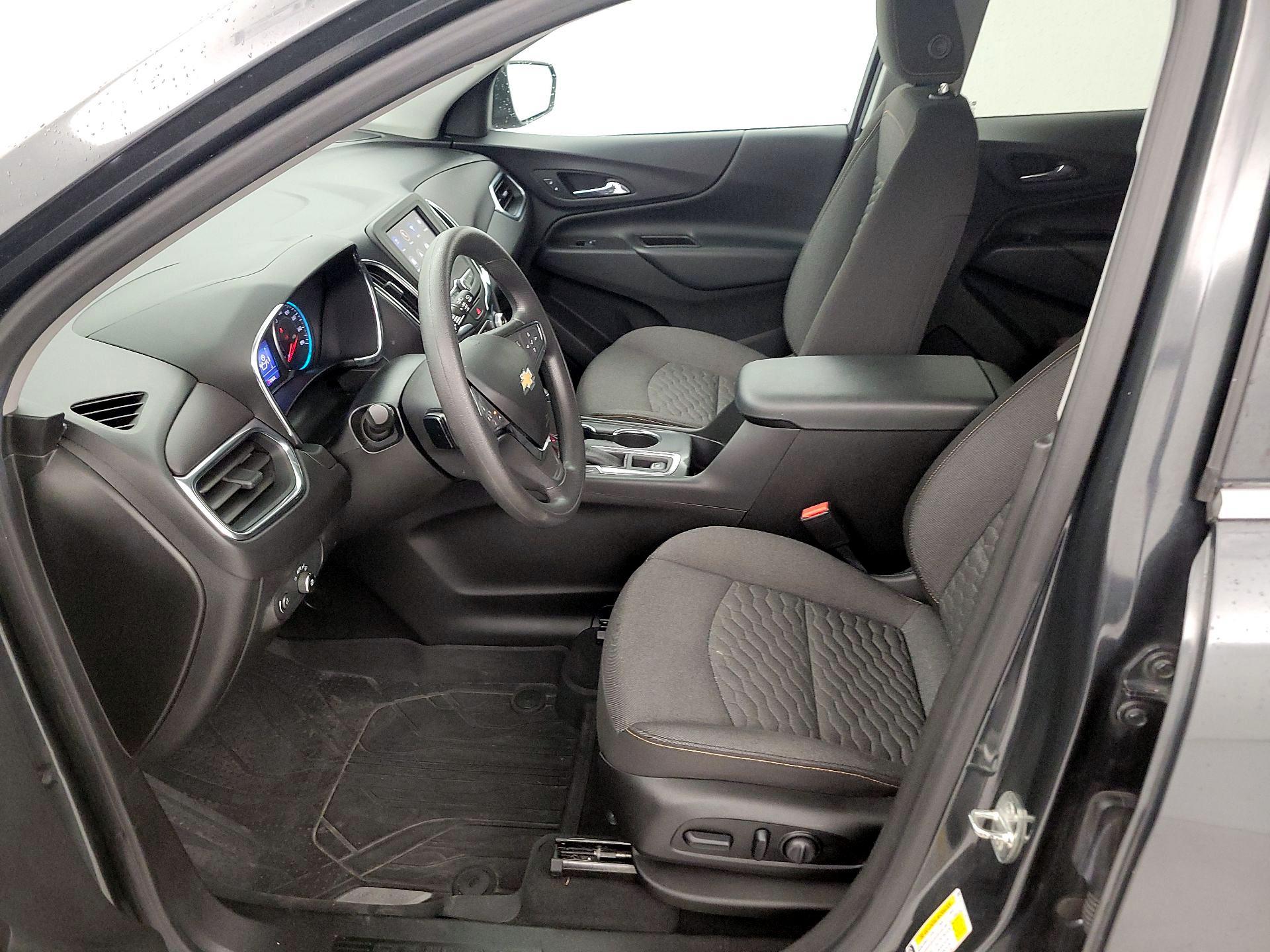 Thumbnail: 2021 Chevrolet Equinox - 11