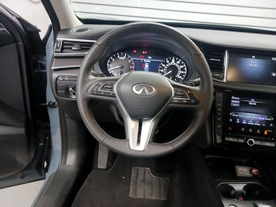 Steering Wheel & Instrument Cluster (On)