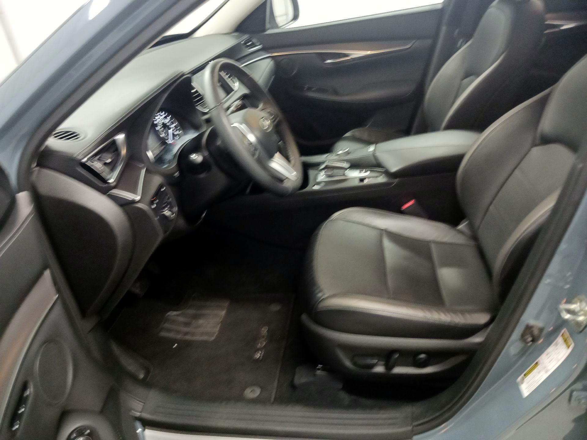 Thumbnail: 2023 INFINITI QX50 - 11