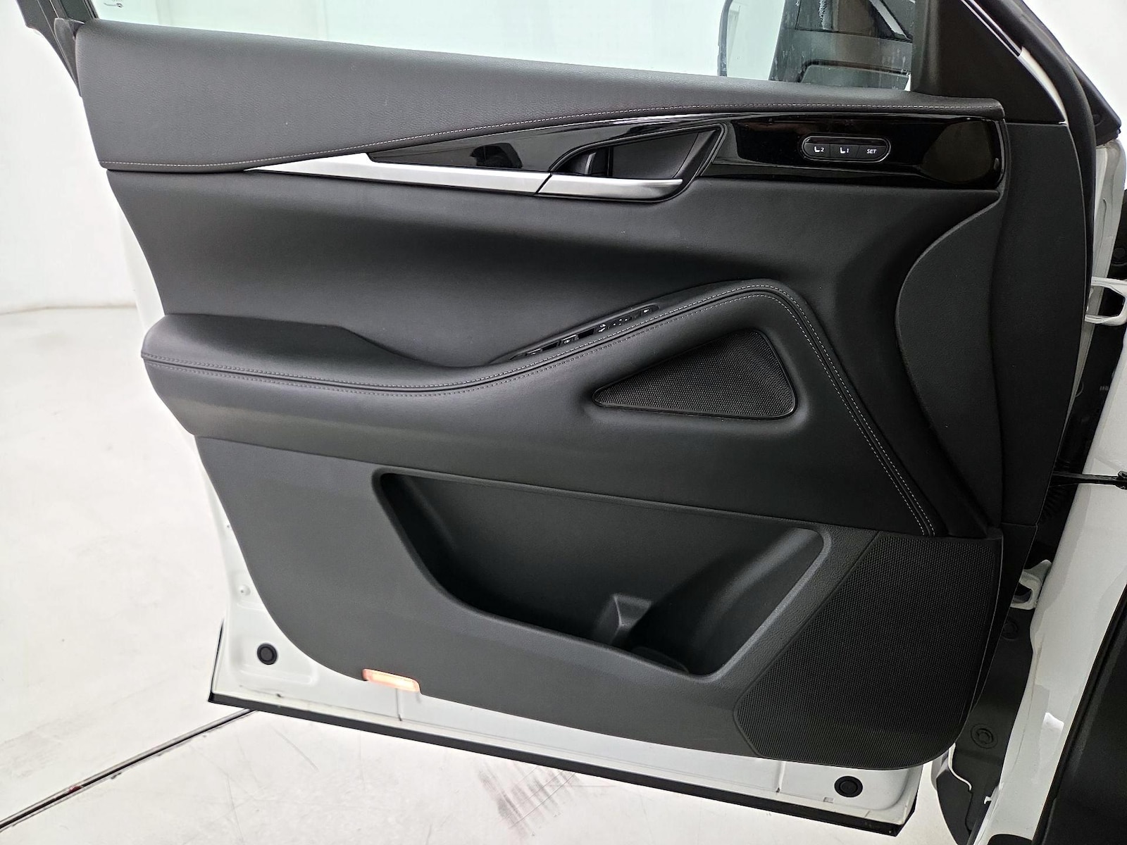2023 INFINITI QX60 PURE - Photo 13