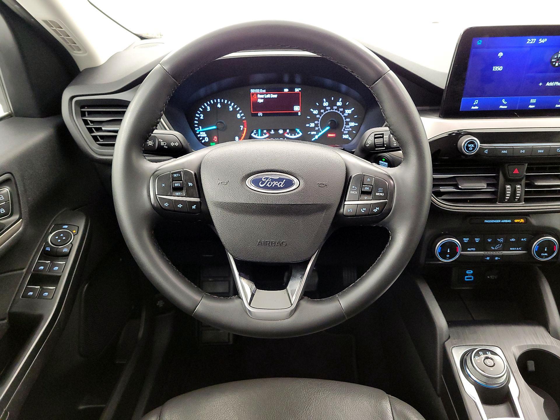 Thumbnail: 2022 Ford Escape - 10