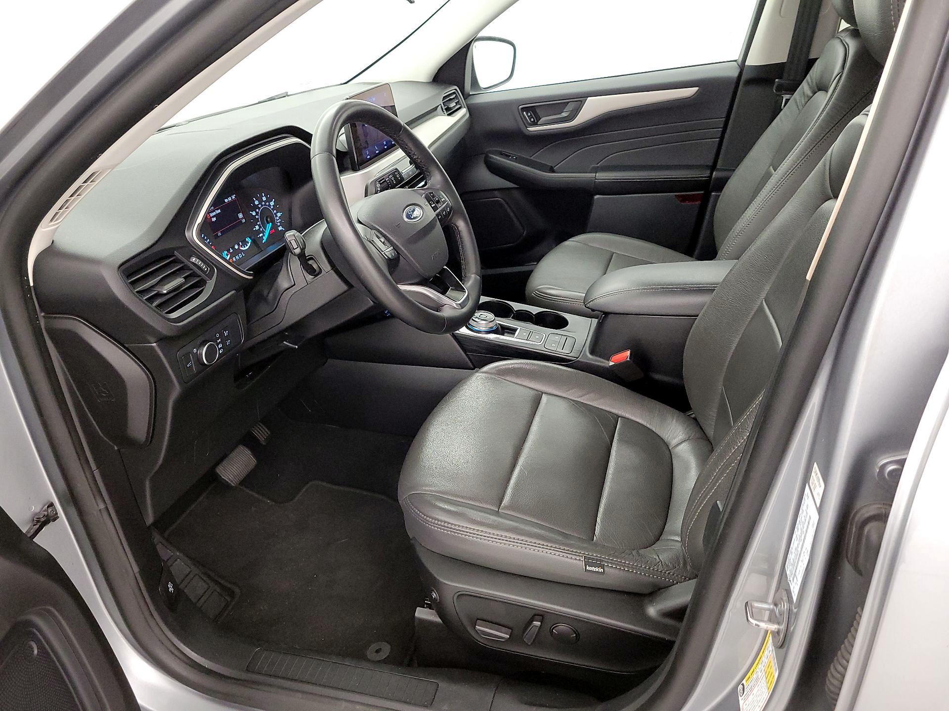 Thumbnail: 2022 Ford Escape - 11