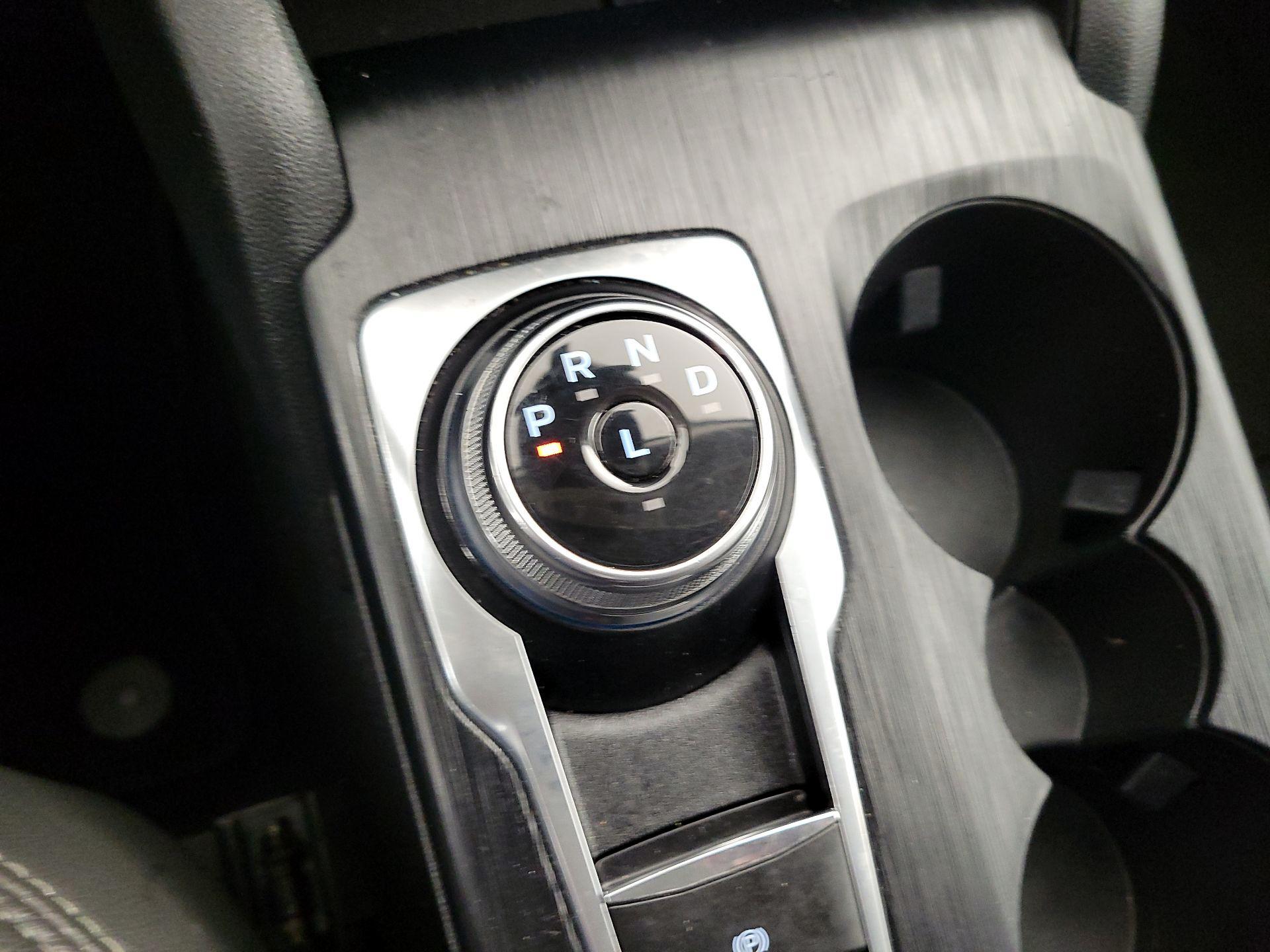 Thumbnail: 2022 Ford Escape - 17