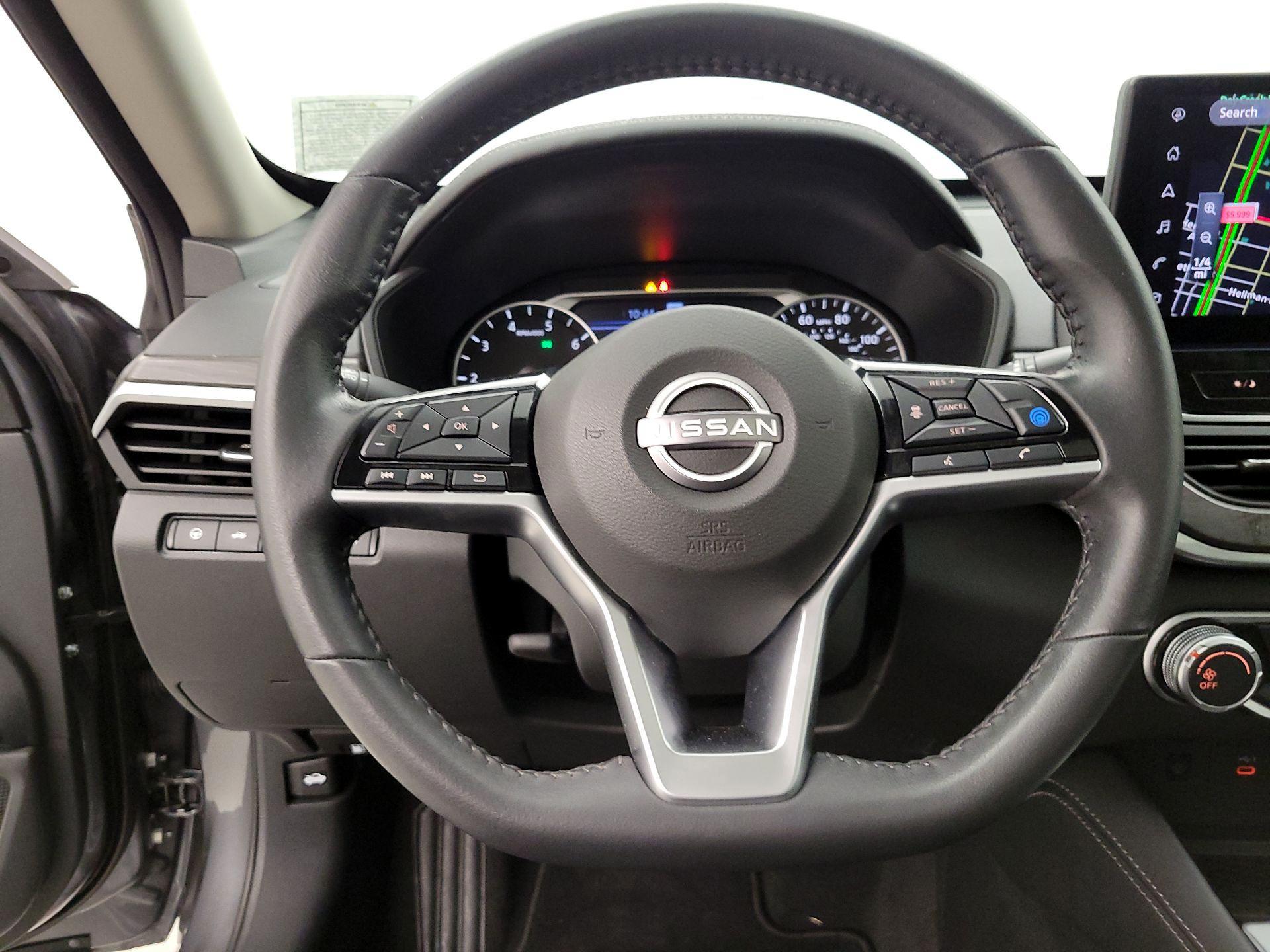 Thumbnail: 2023 Nissan Altima - 10