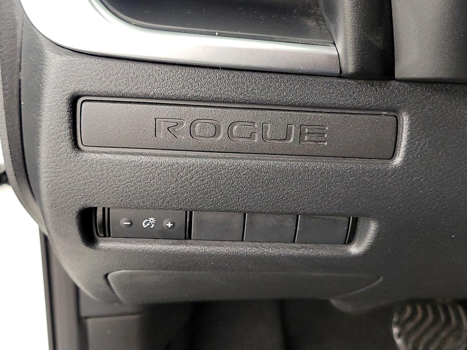 Thumbnail: 2023 Nissan Rogue - 13