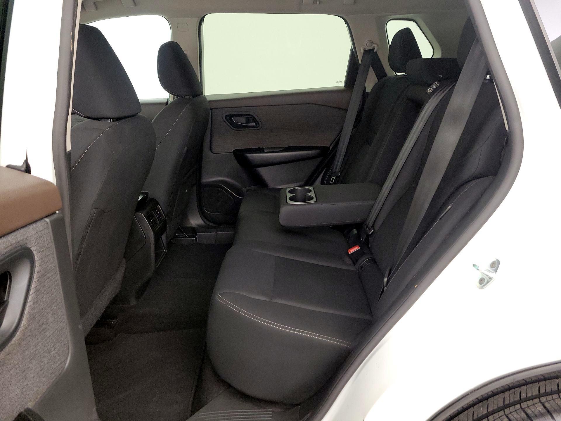 Thumbnail: 2023 Nissan Rogue - 19