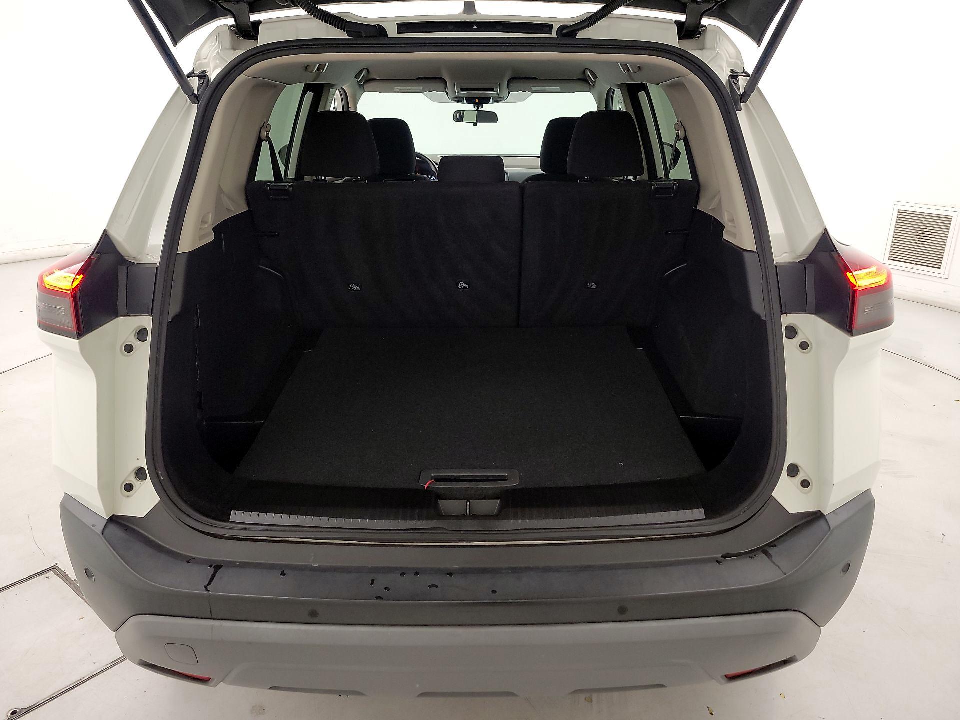 Thumbnail: 2023 Nissan Rogue - 20