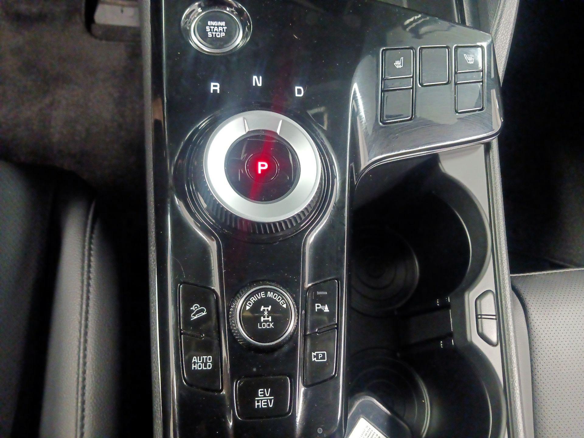 Thumbnail: 2025 Kia Sportage - 17