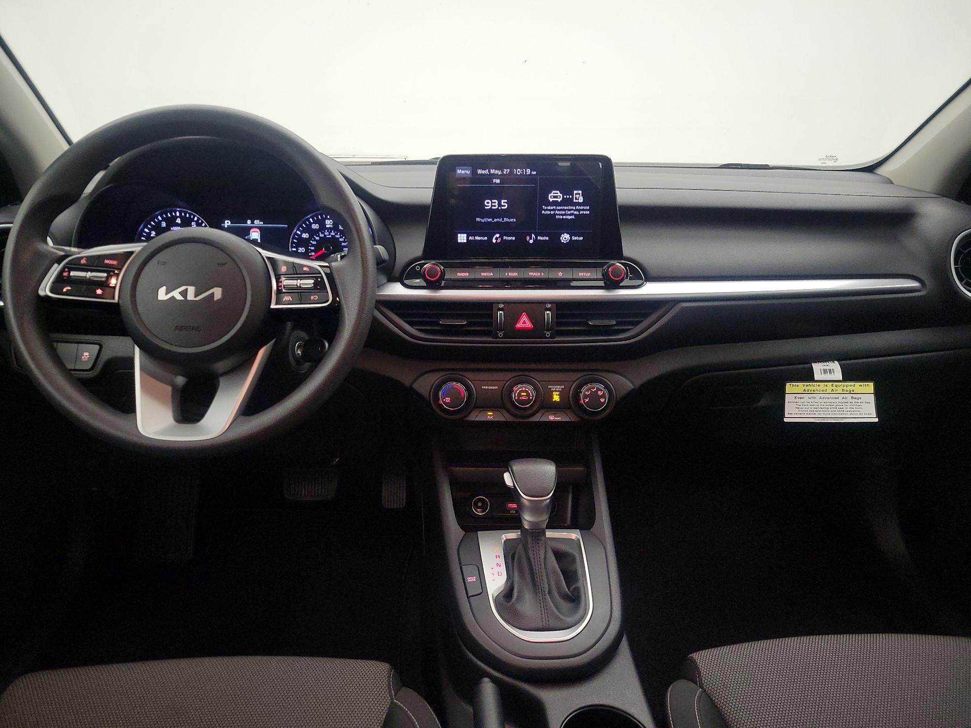 Thumbnail: 2024 Kia Forte - 9