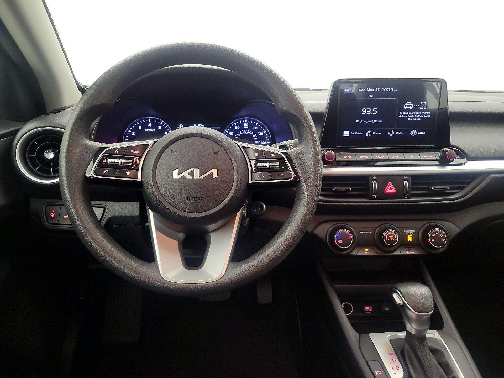 Thumbnail: 2024 Kia Forte - 10