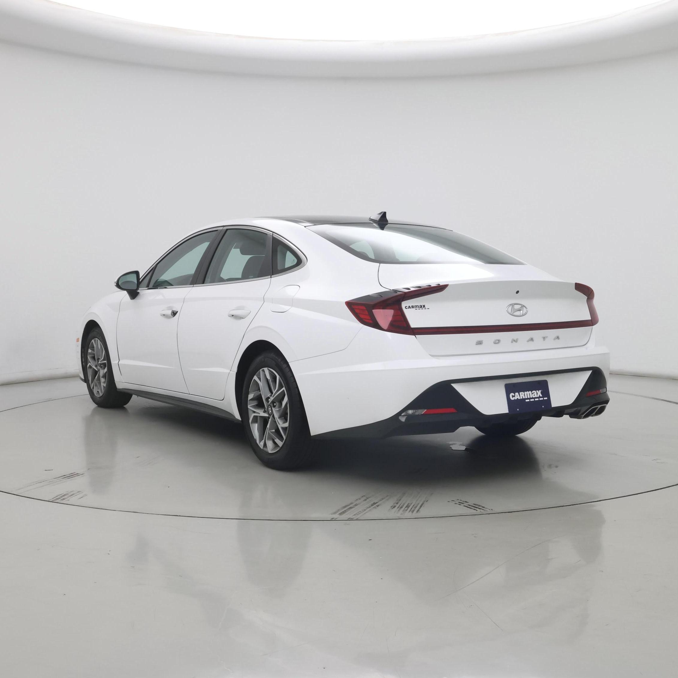 Thumbnail: 2023 Hyundai Sonata - 2